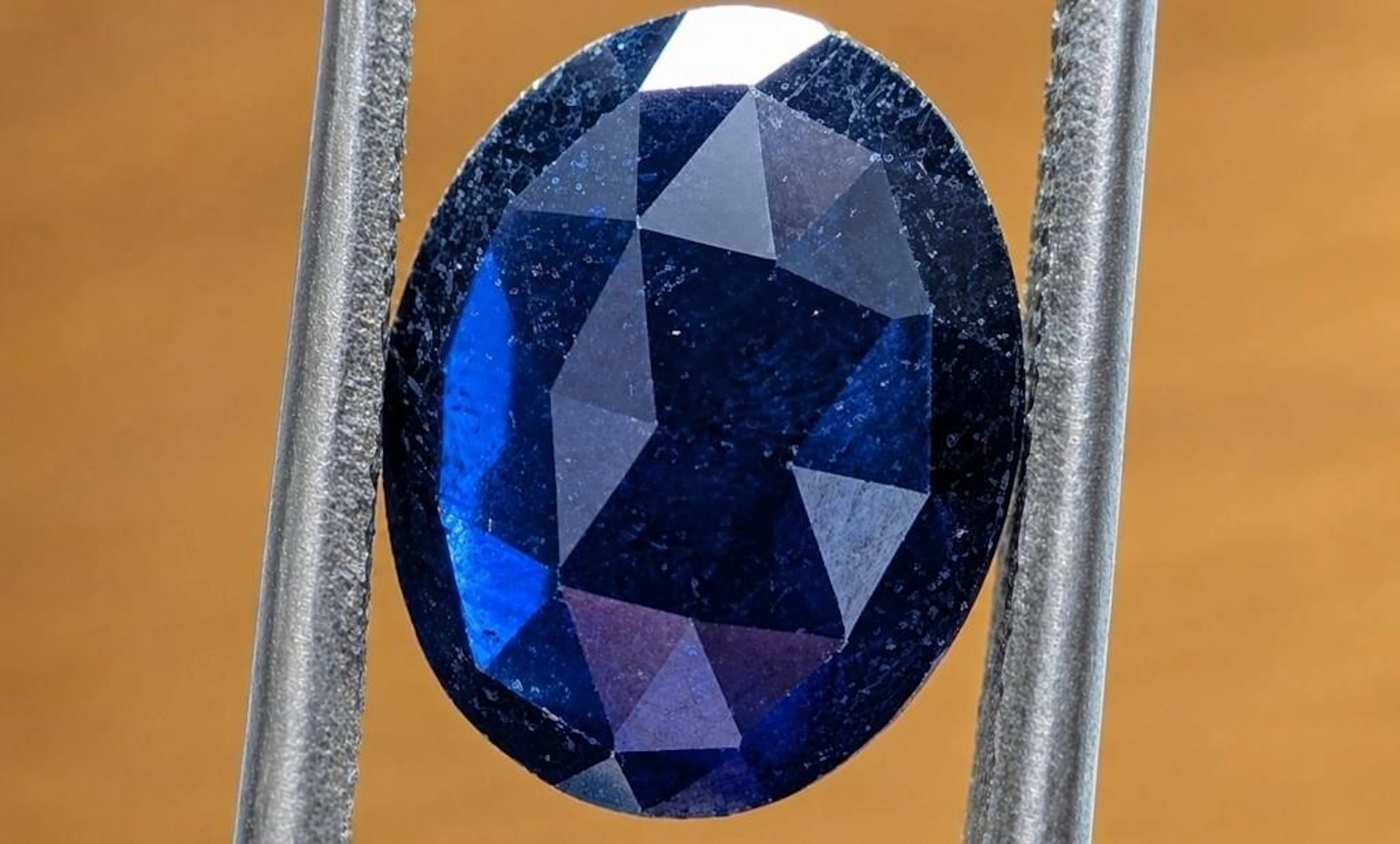 $240, natural sapphire(enhanced) (app 3ct) gemsto