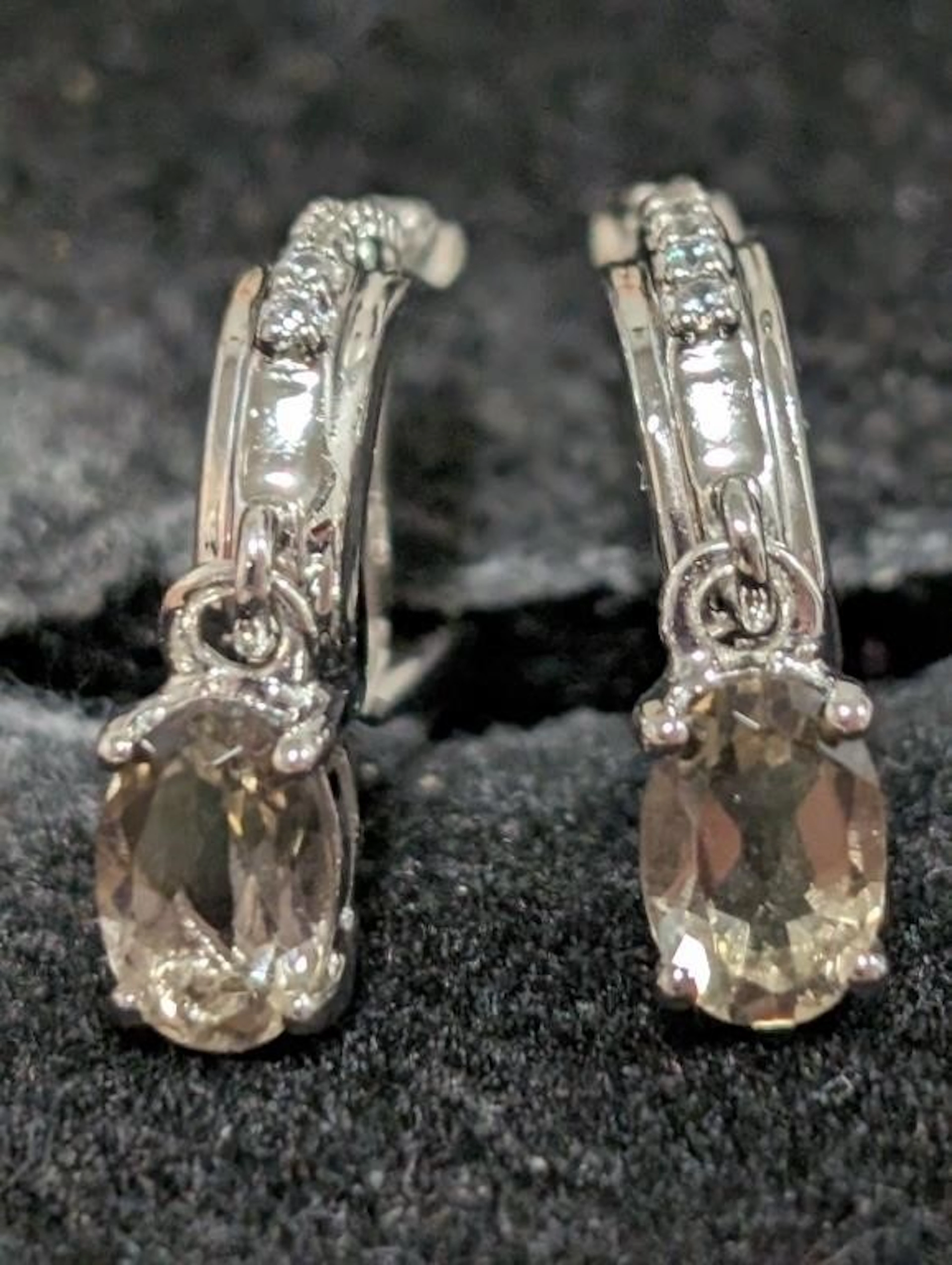 $90, Silver(3.37g), Smokey Quartz&cz (1ct)Earring