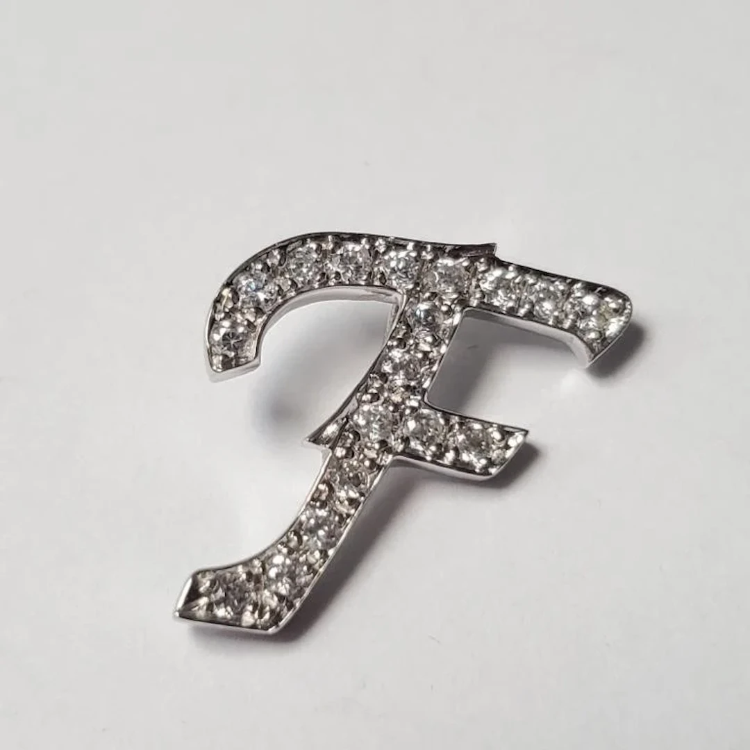 $1500 14K 2.13G Cz Pendant