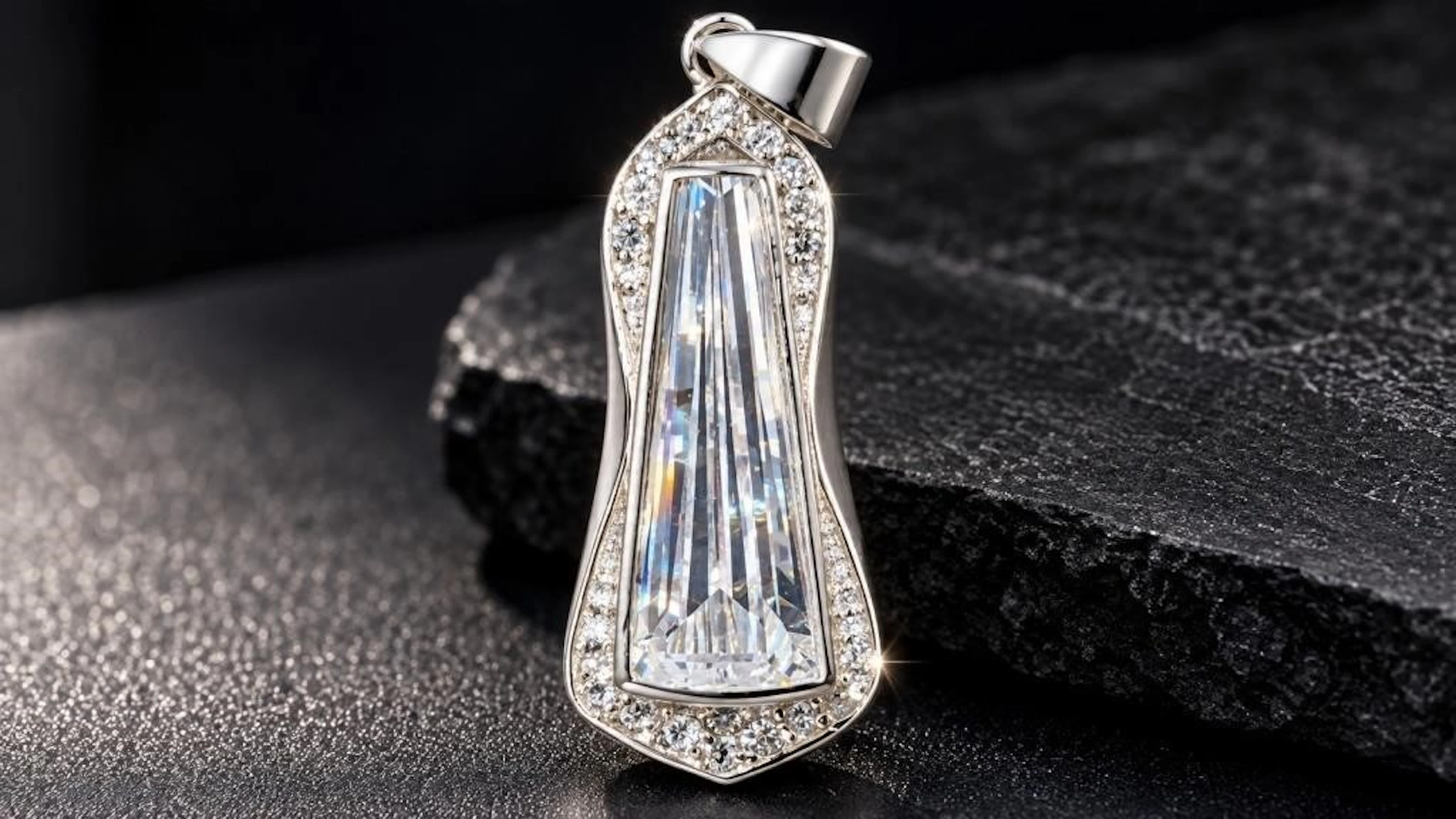 $140, Silver(5.71g), czPendant, appraised/retail v