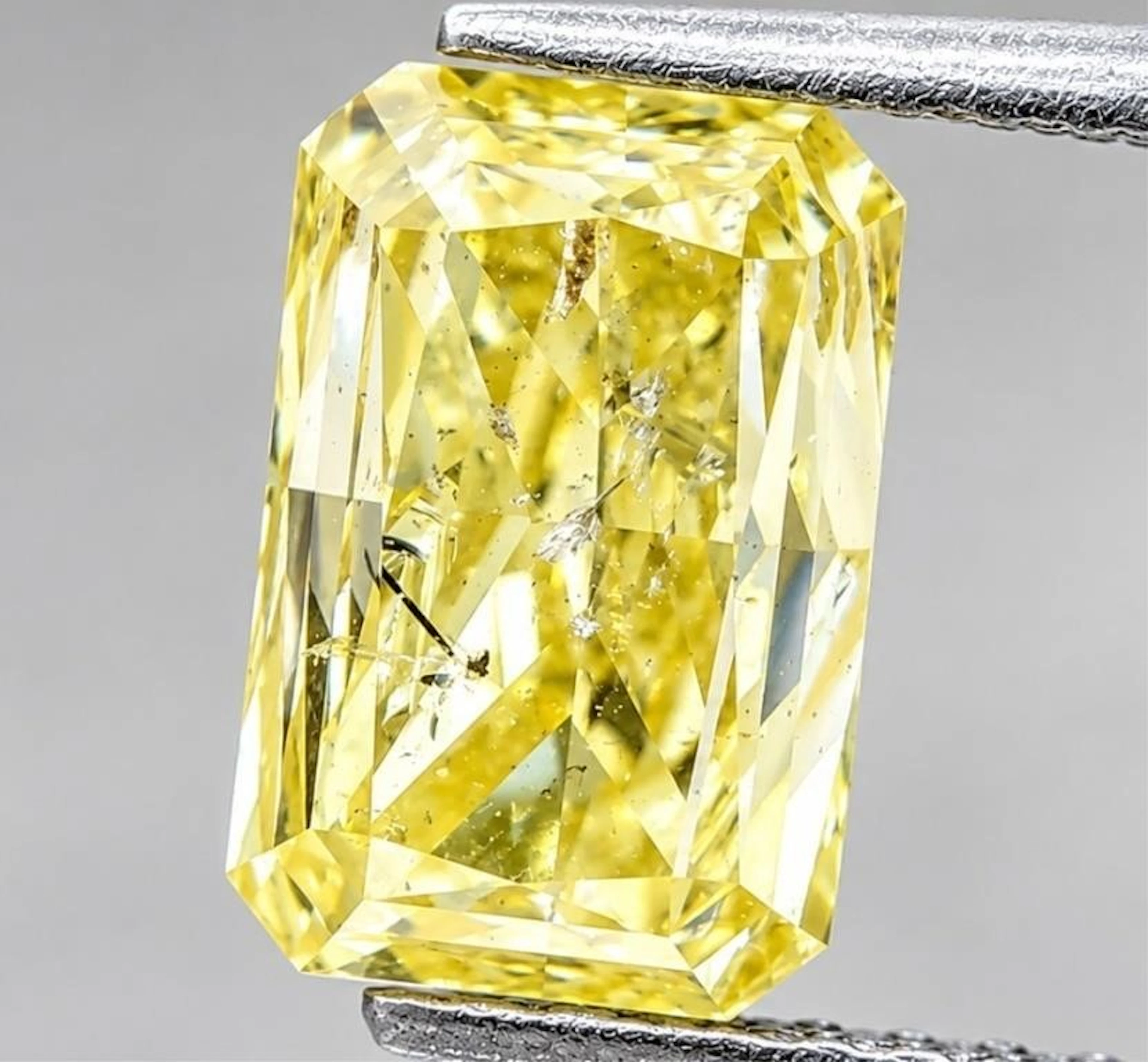 $18700* GIA Certified, natural diamond 2.01ct.Cut