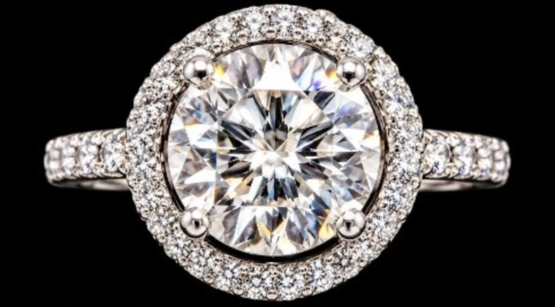 $45205, 14k(5.39g), diamond (4.04ct), diamond (0.4
