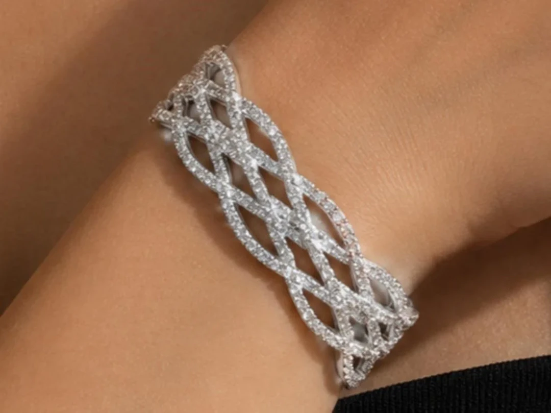 $500, Silver(19.85g), CZ BangleBracelet, appraised