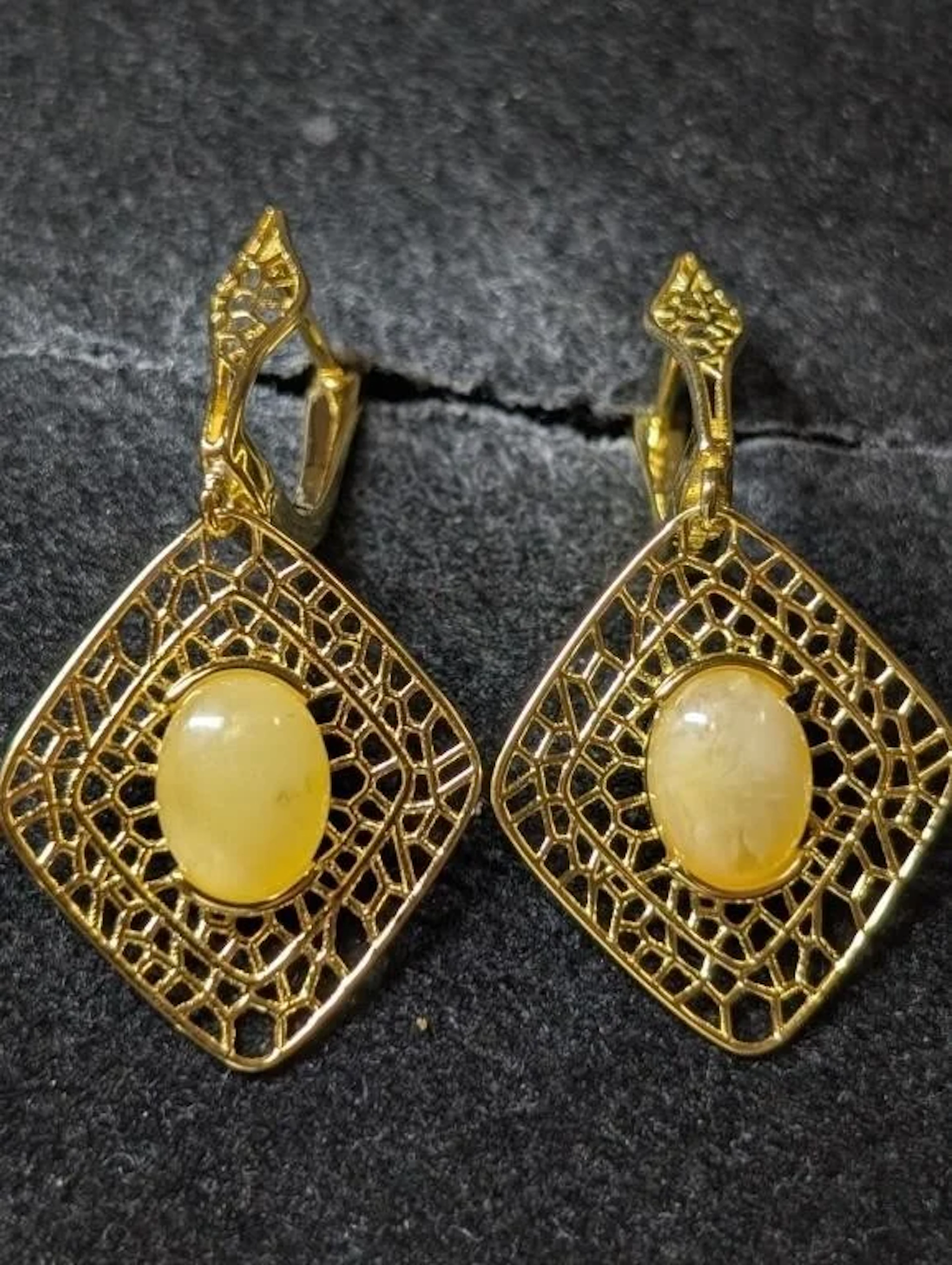 $100, Silver(3.96g), opalEarring, appraised/retail
