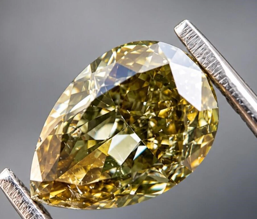 $2027 GIA Certified, natural diamond 0.3ct.PEAR MO