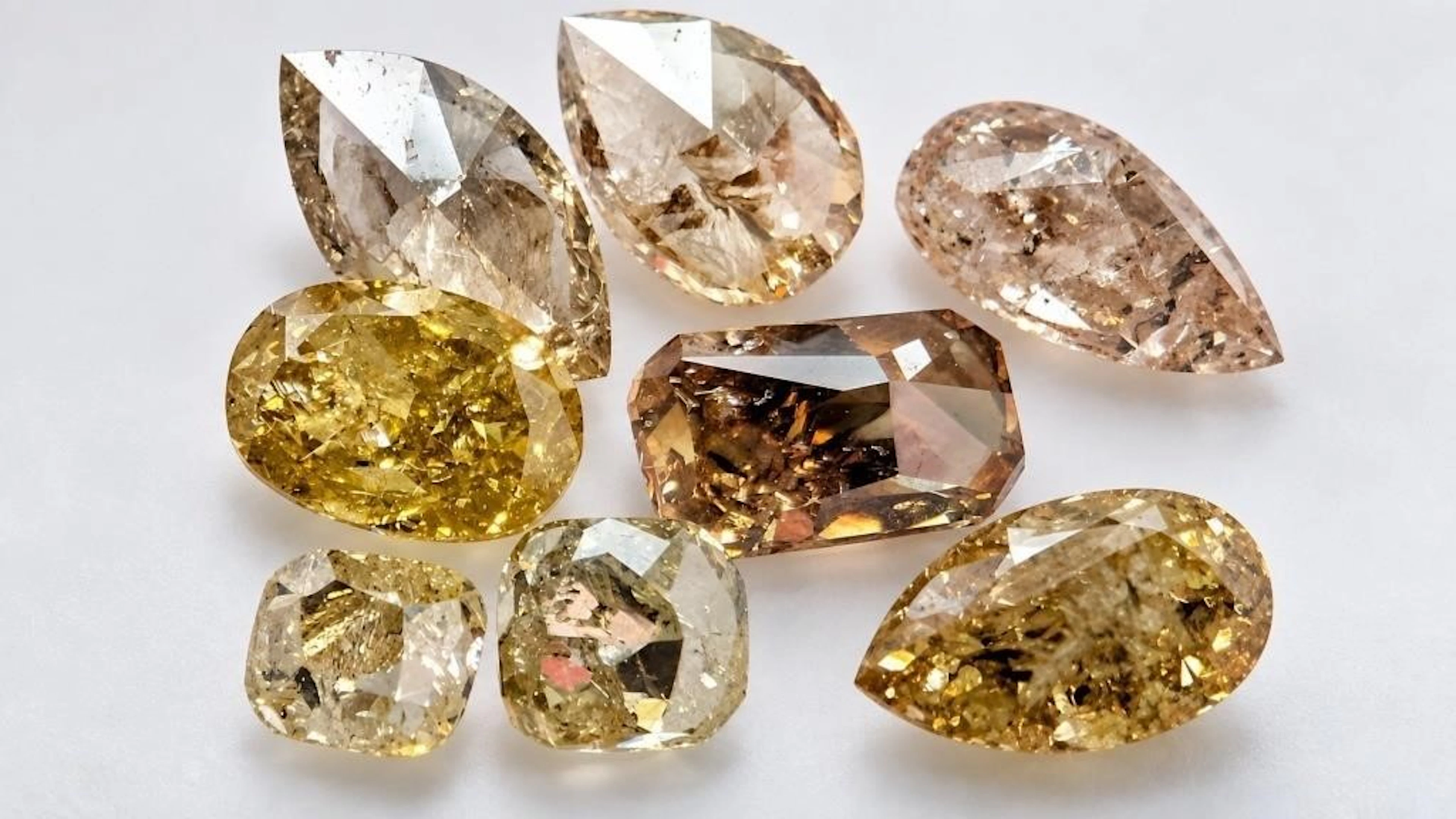$1000, fancy color diamionds (1ct)gemstone, retail