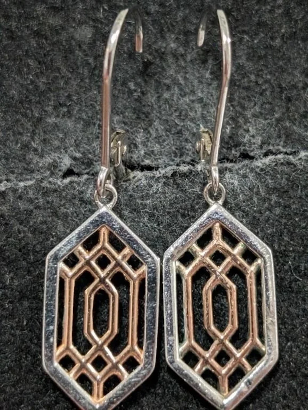 $65, Silver(3.12g), Earring, appraised/retail valu