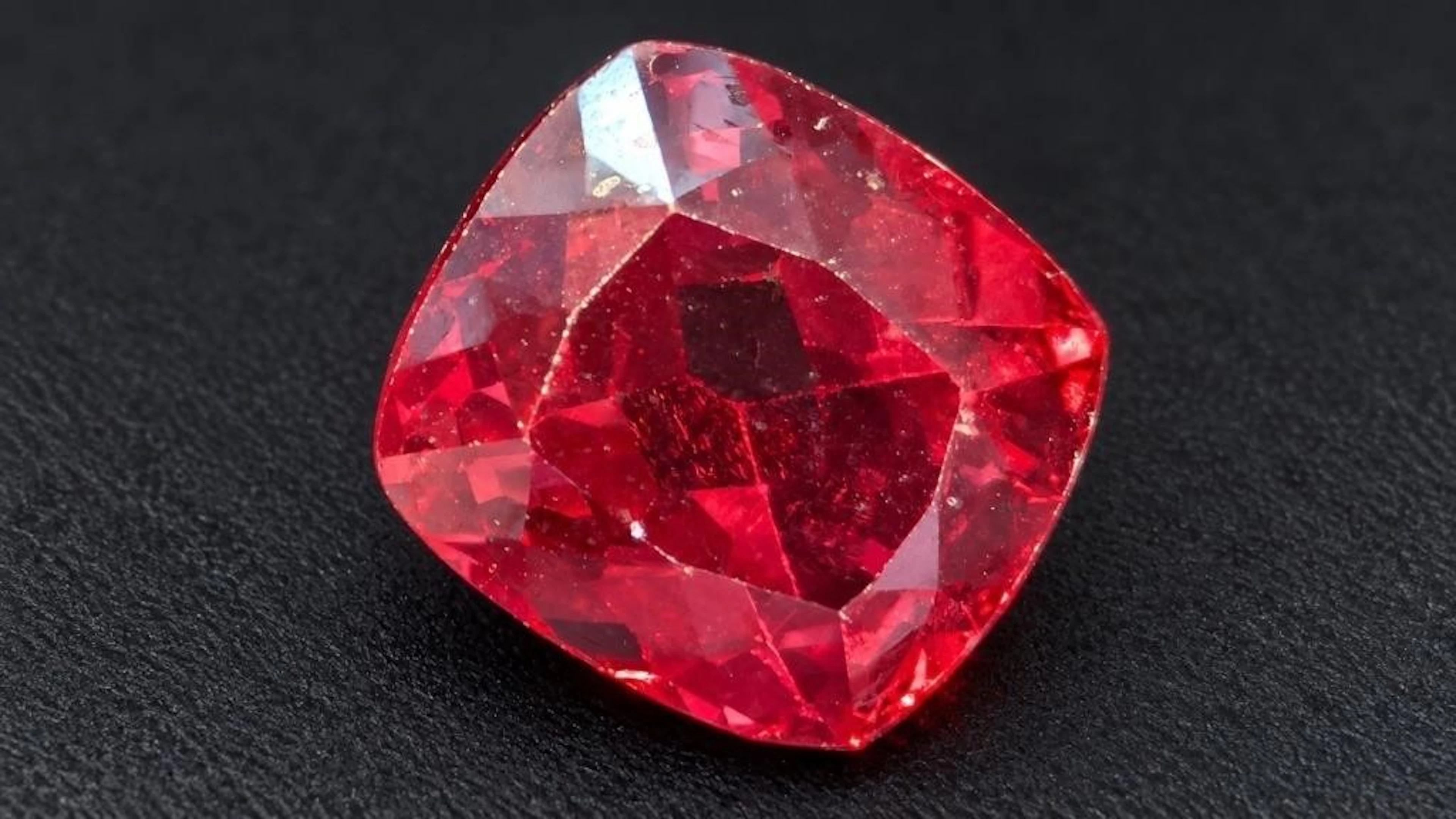 $1200, Lab-created ruby (5.7ct)gemstone, retail va