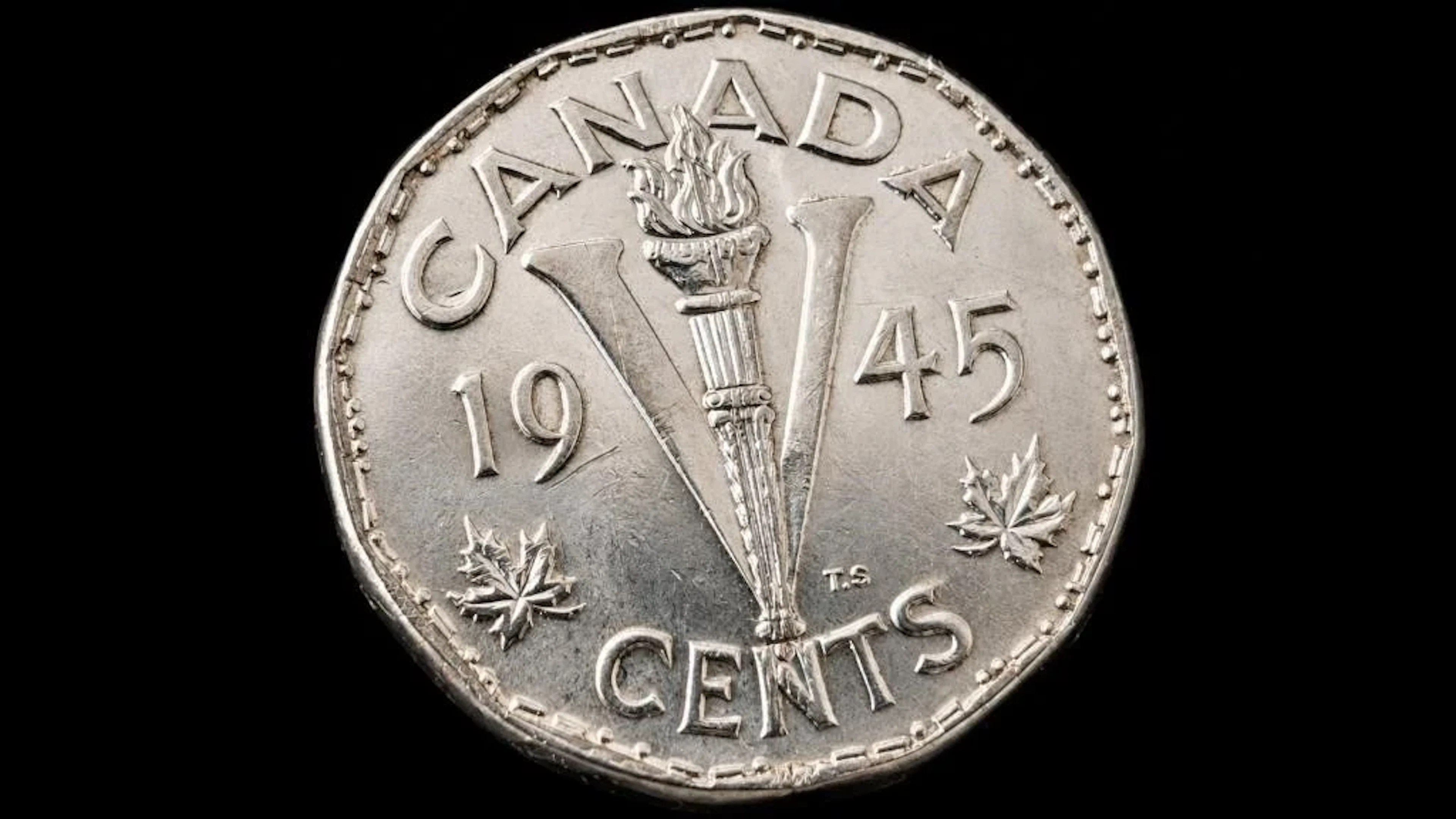 $120, silver(4.4g), coin, retail value $120