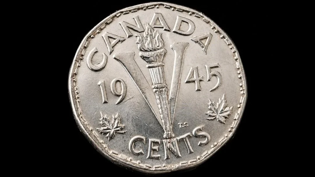 $120, silver(4.4g), coin, retail value $120
