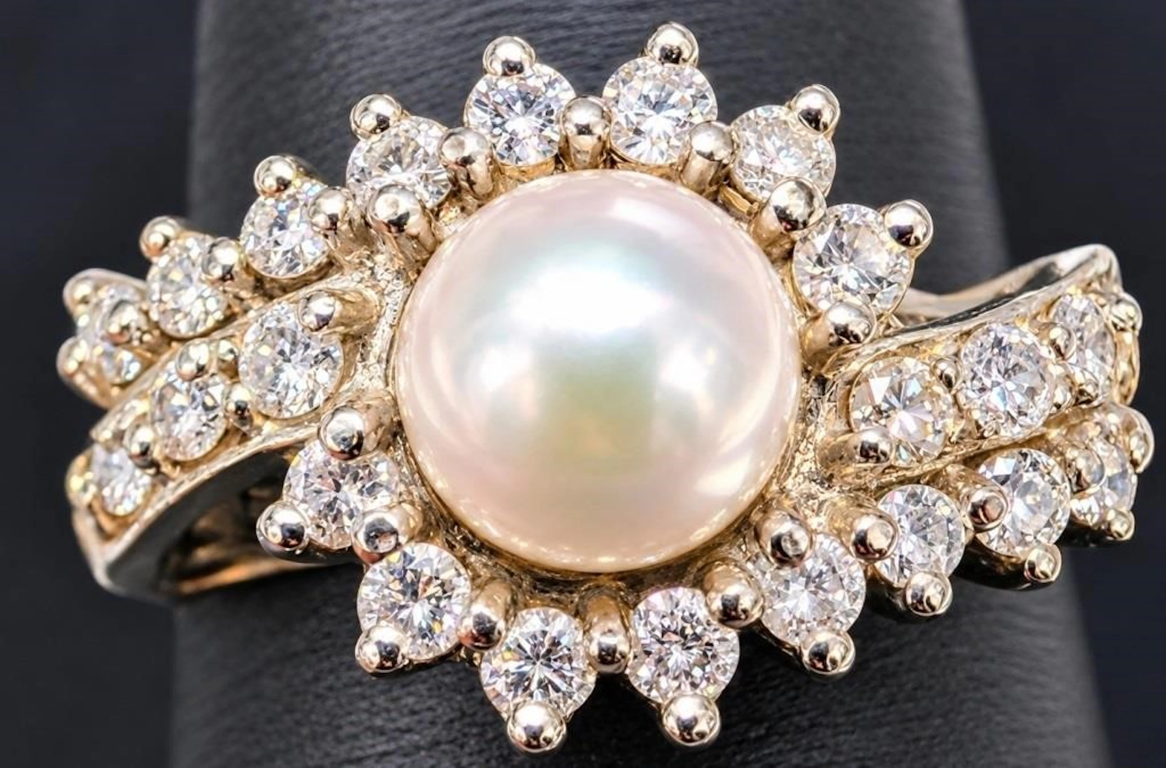 $4500, 14k(4.4g), natural diamond (app 0.4ct)rin