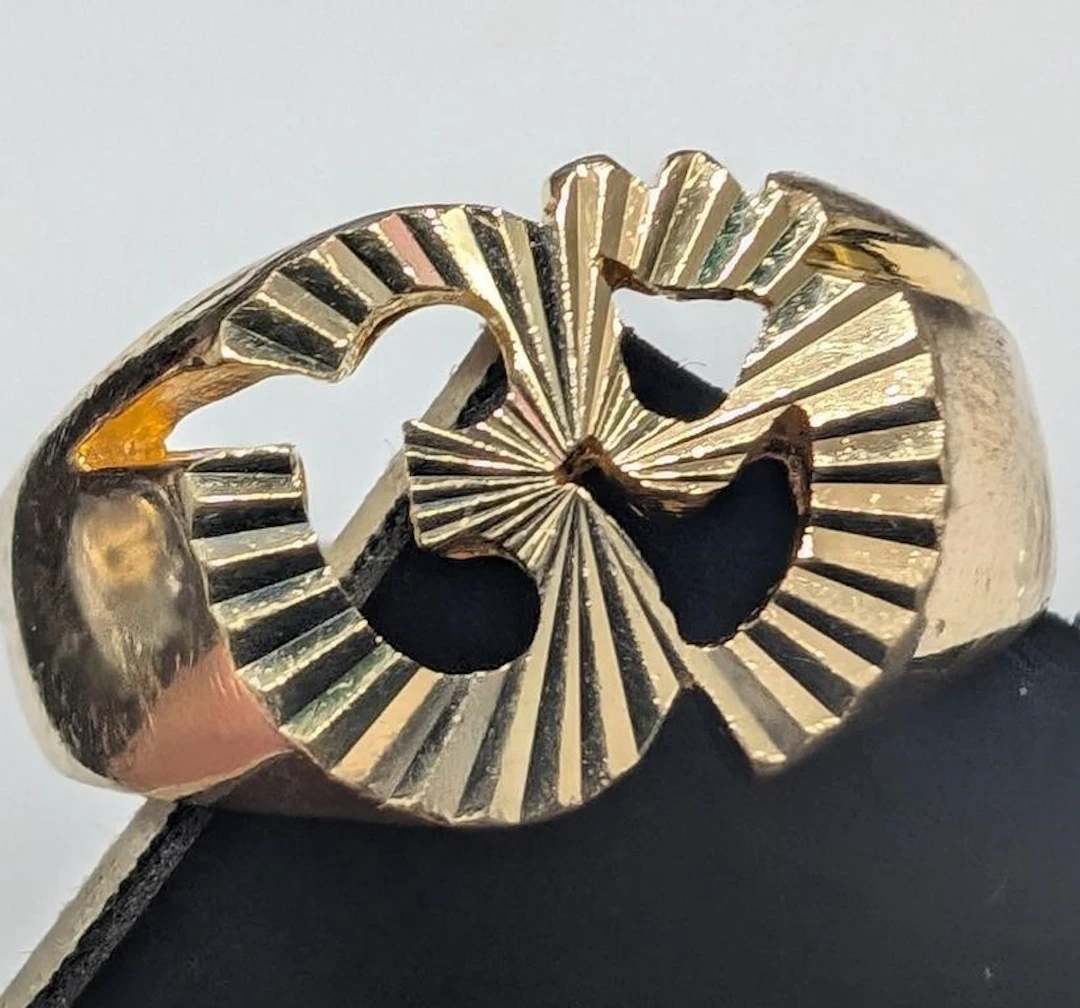 $3300, 10K(7.73g), RING, size 11, retail value $33