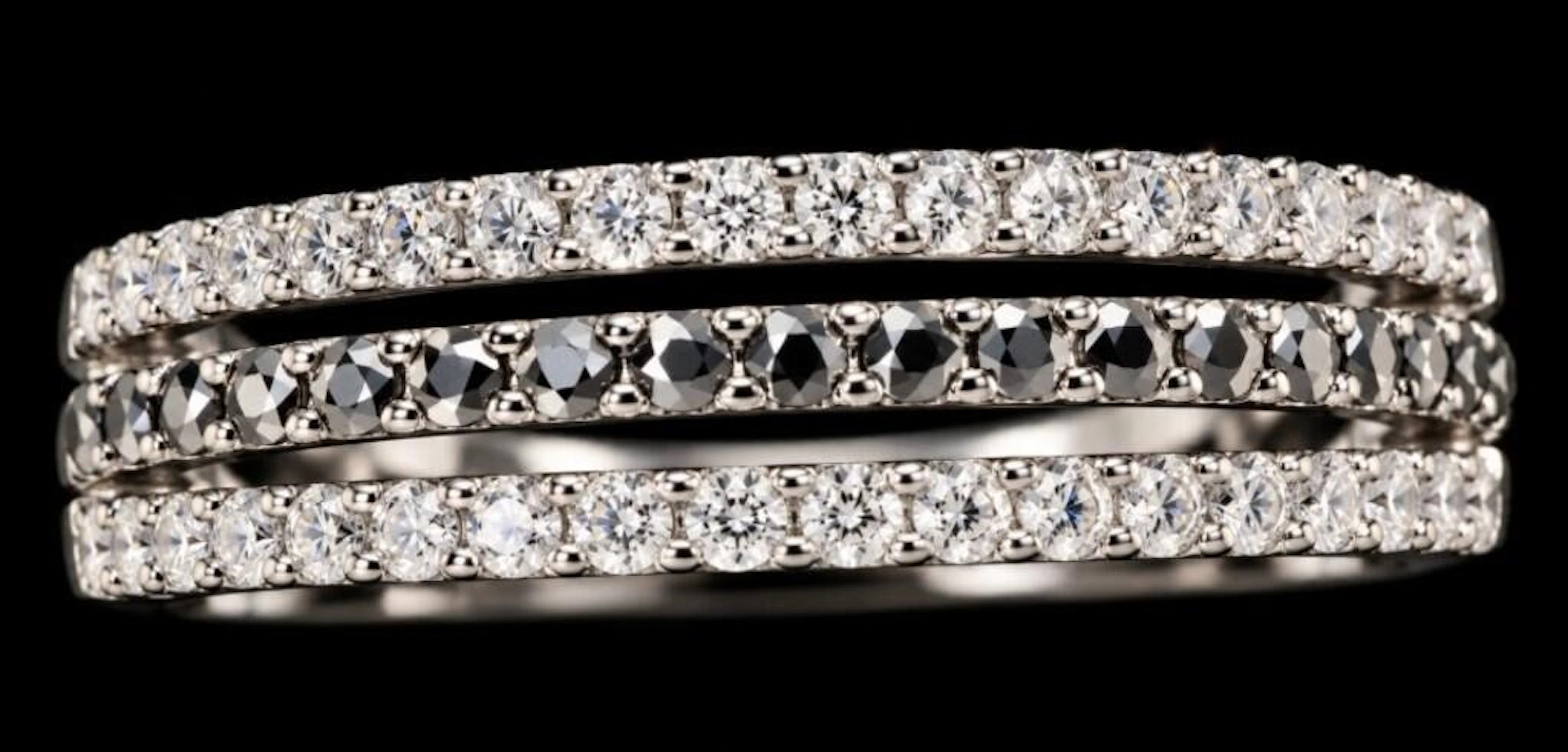 $4600, 10k(2.73g), diamond (0.6ct)ring, size 7, re