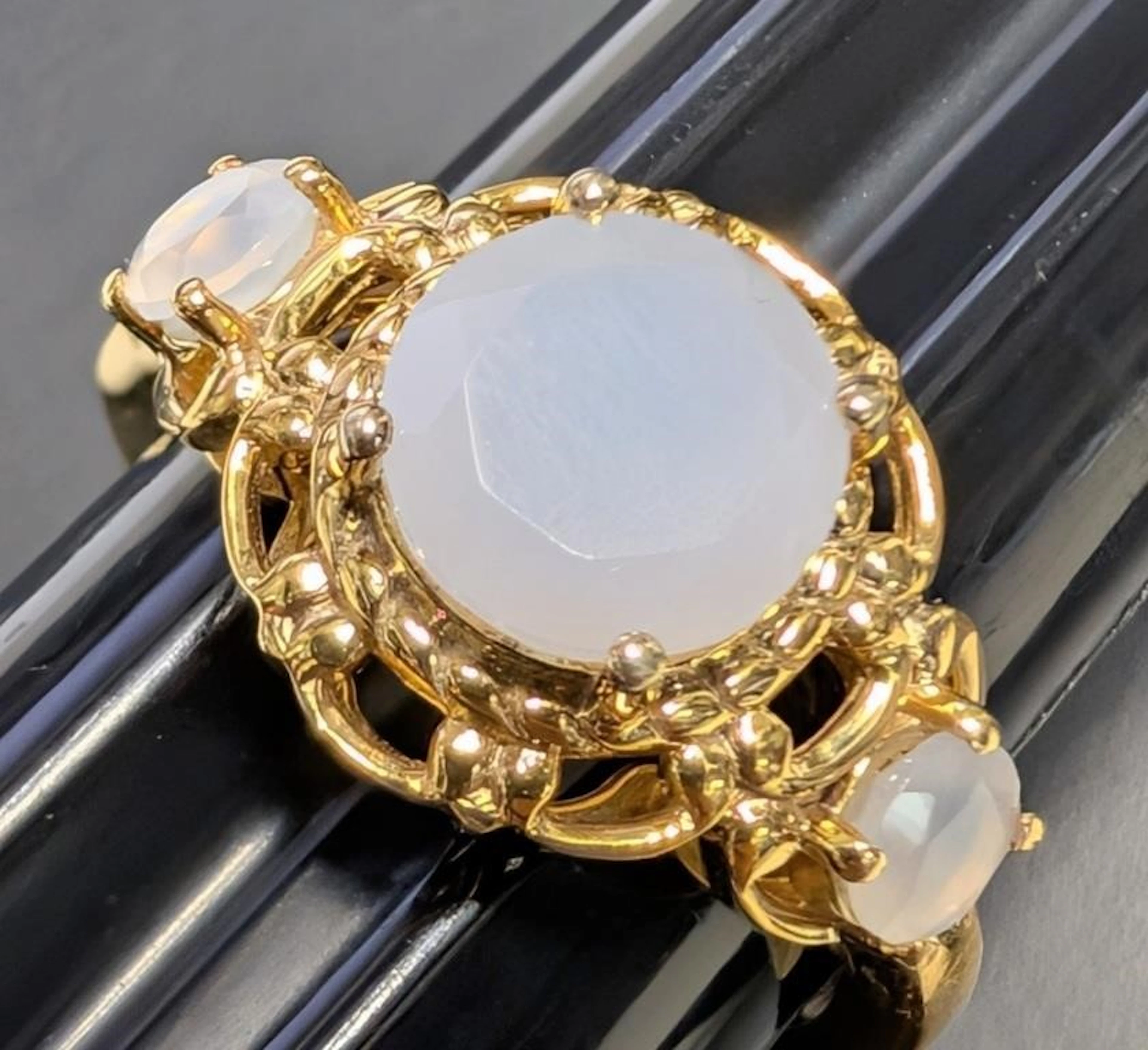$320, silver (4.1g), genuine gemstonering, size 7.