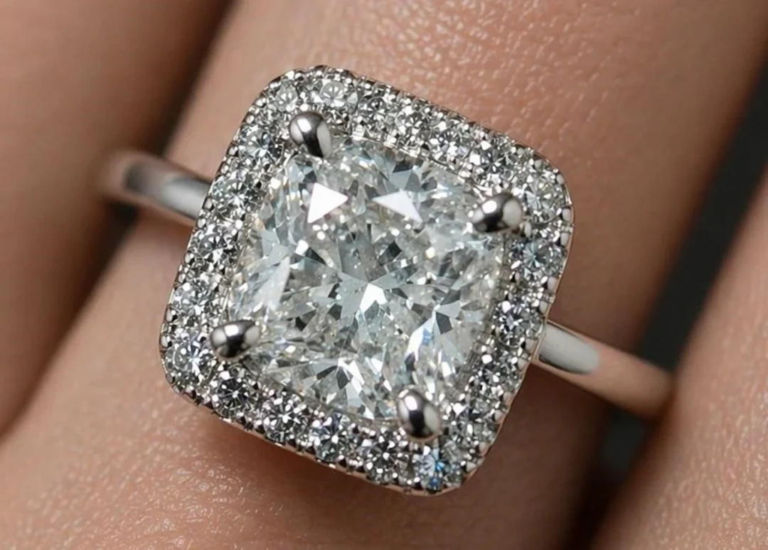 $6000, 14k(3.7g), natural salt and pepper diamond