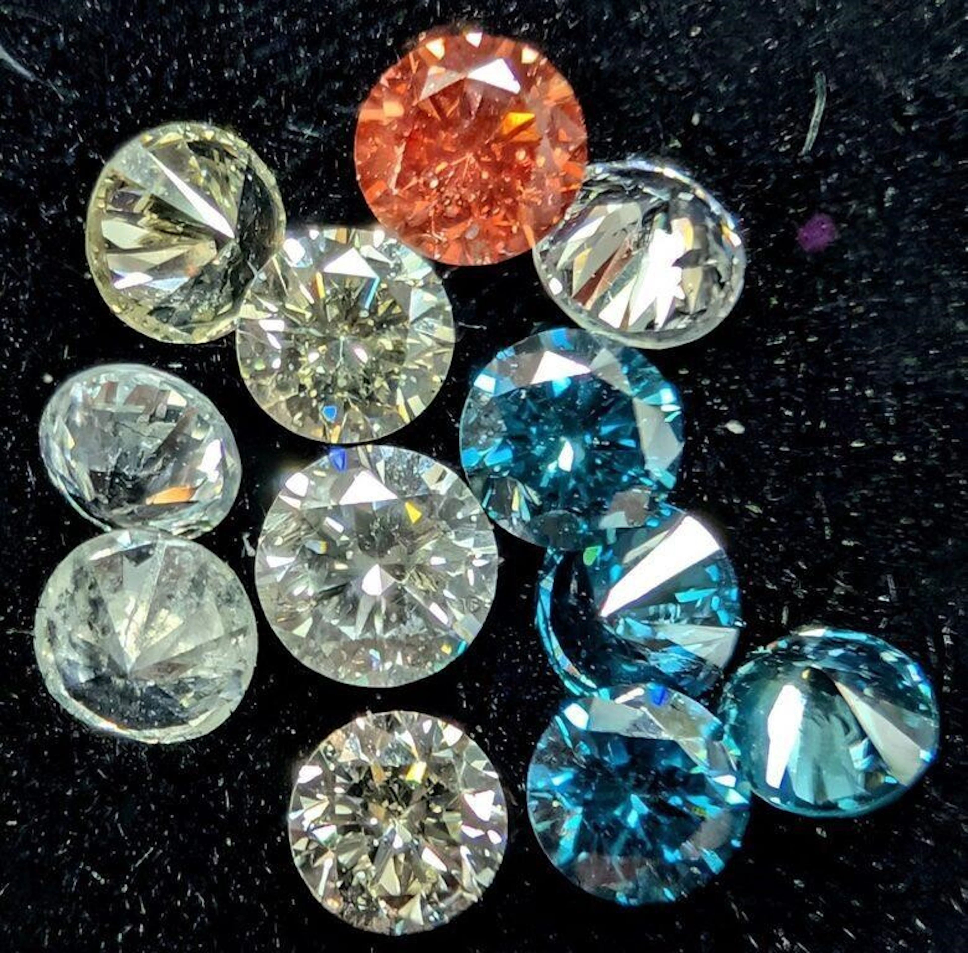 $800, assorted lab diamond (app 1ct), retail valu