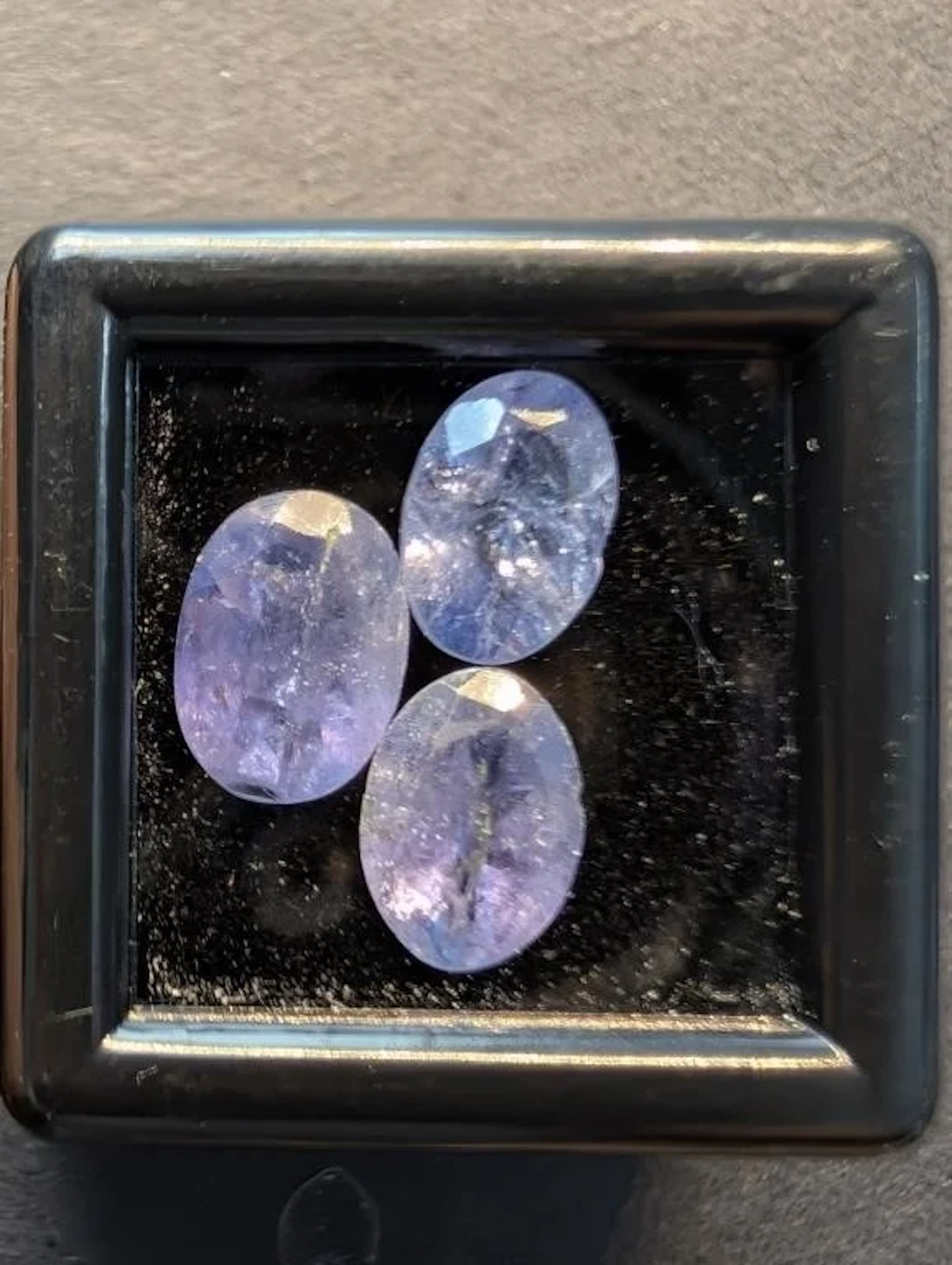 $120, GENUINE TANZANITE (APP 2ct)GEM STONES, retai