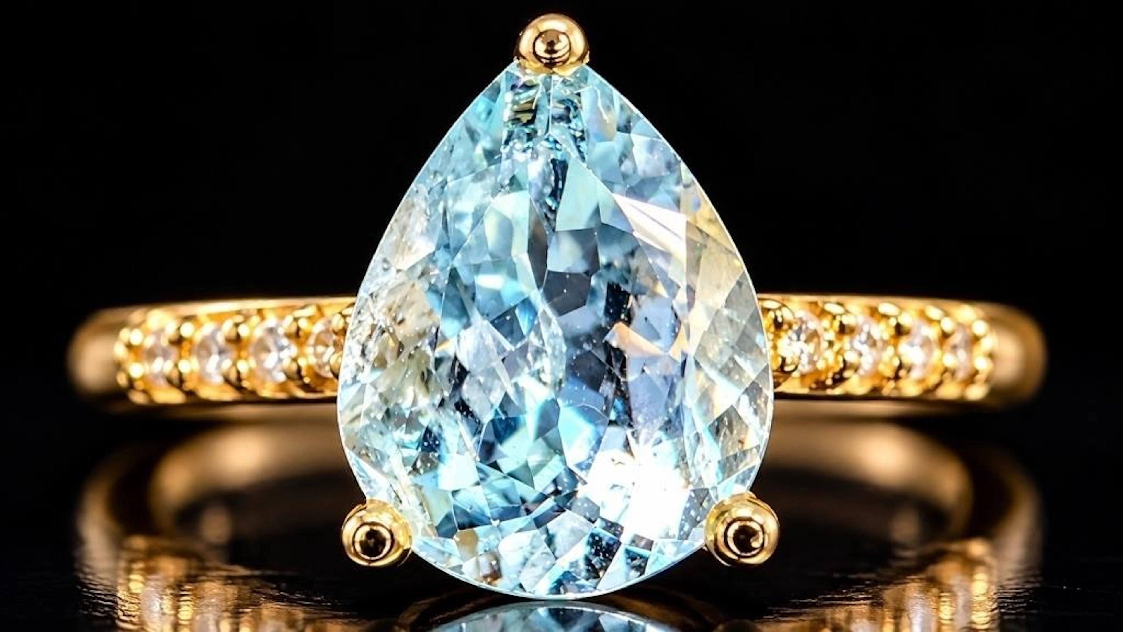 $2000, 10k(1.5g), aquamarine (1.1ct), diamond (0.0
