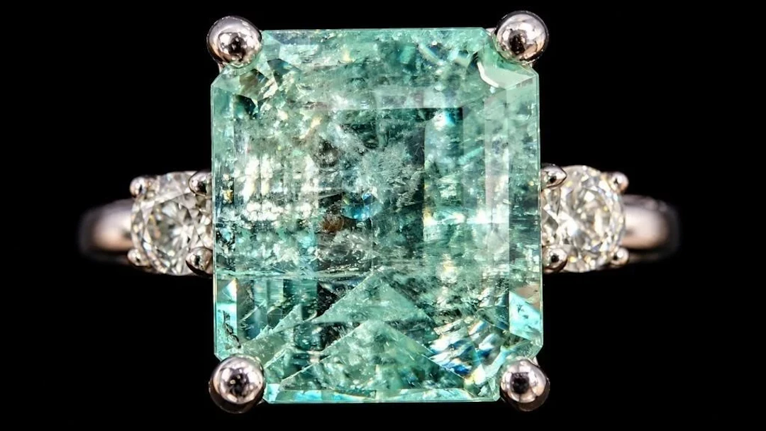 $5600, 10k(2.9g), emerald (2.7ct), diamond (0.06ct