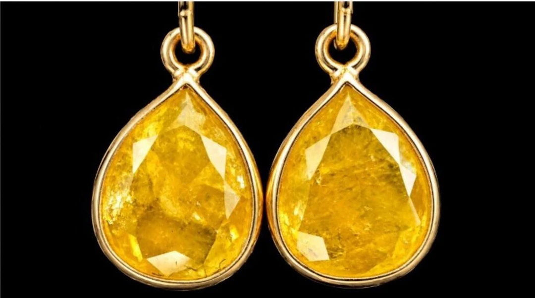 $4400, 10k(0.6g), diamond (1.6ct)earring, retail v