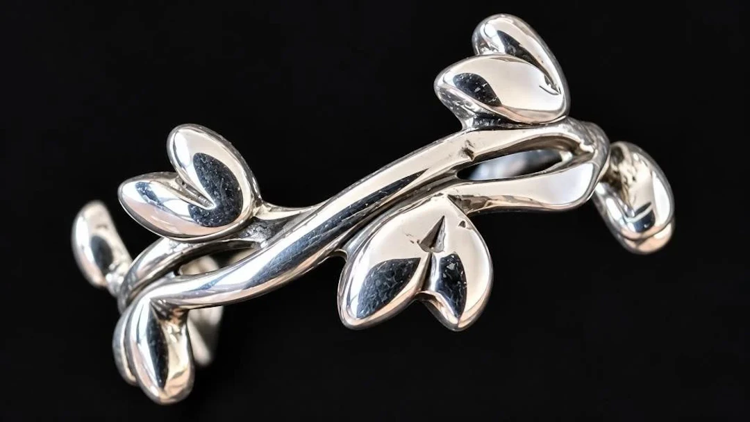 $90, silver(3.7g), ring, size , retail value $90