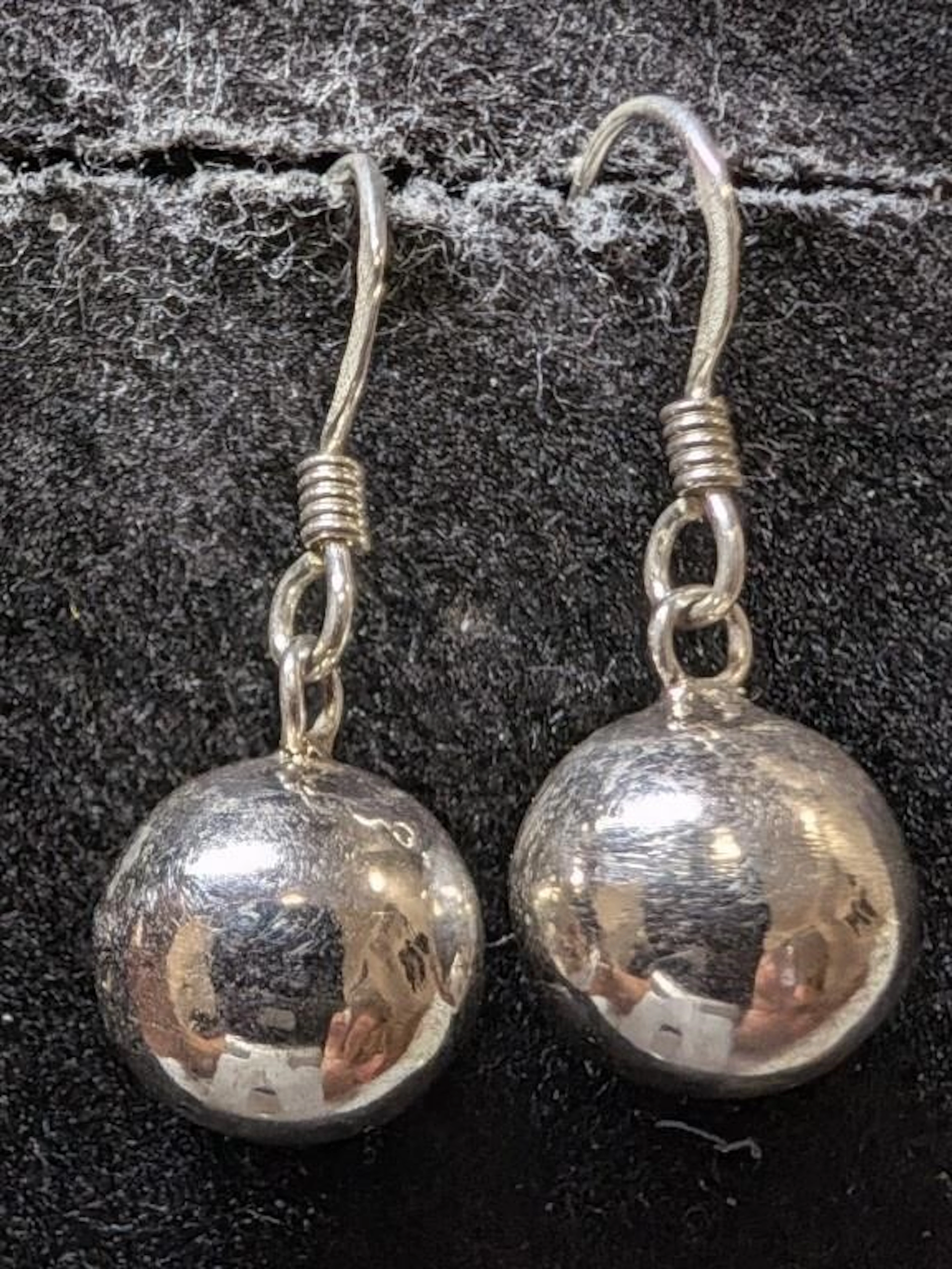$55, Silver(2.67g), Earring, appraised/retail valu