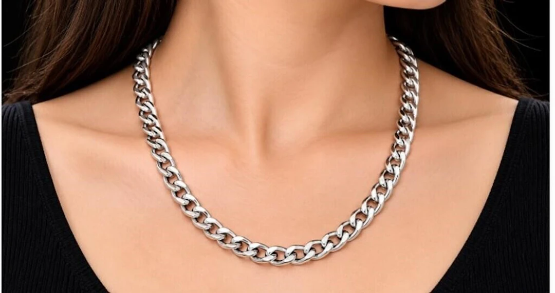 $470, silver(15.7g), chain 20", retail value $470