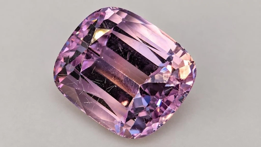 $1600, Natural kunzite (14.4ct)gemstone, retail va