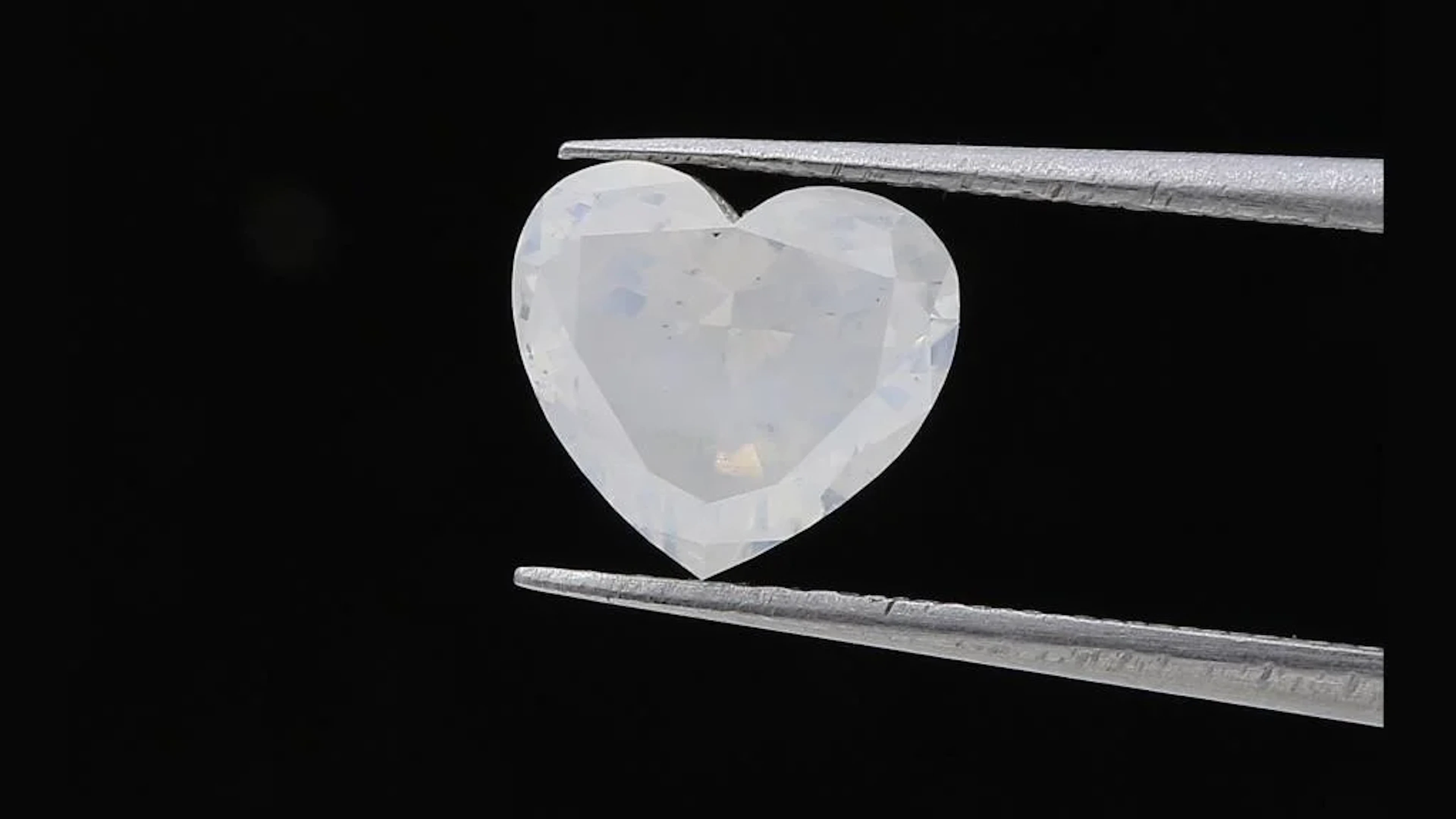 $8225* GIA Certified, natural diamond 1.13ct.HEART