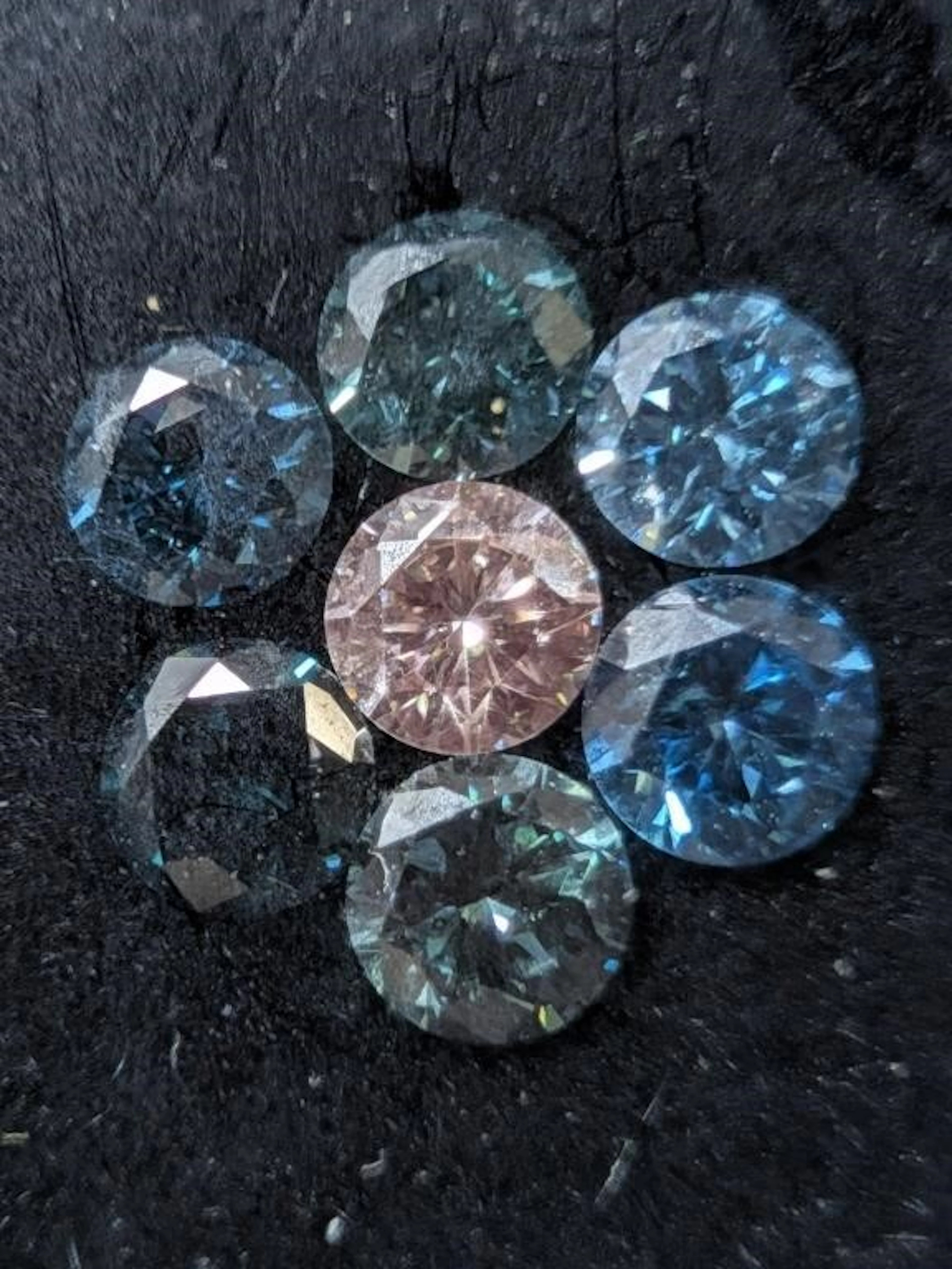 $400, Fancy color Lab Diamond (1ct)Gemstone, appra