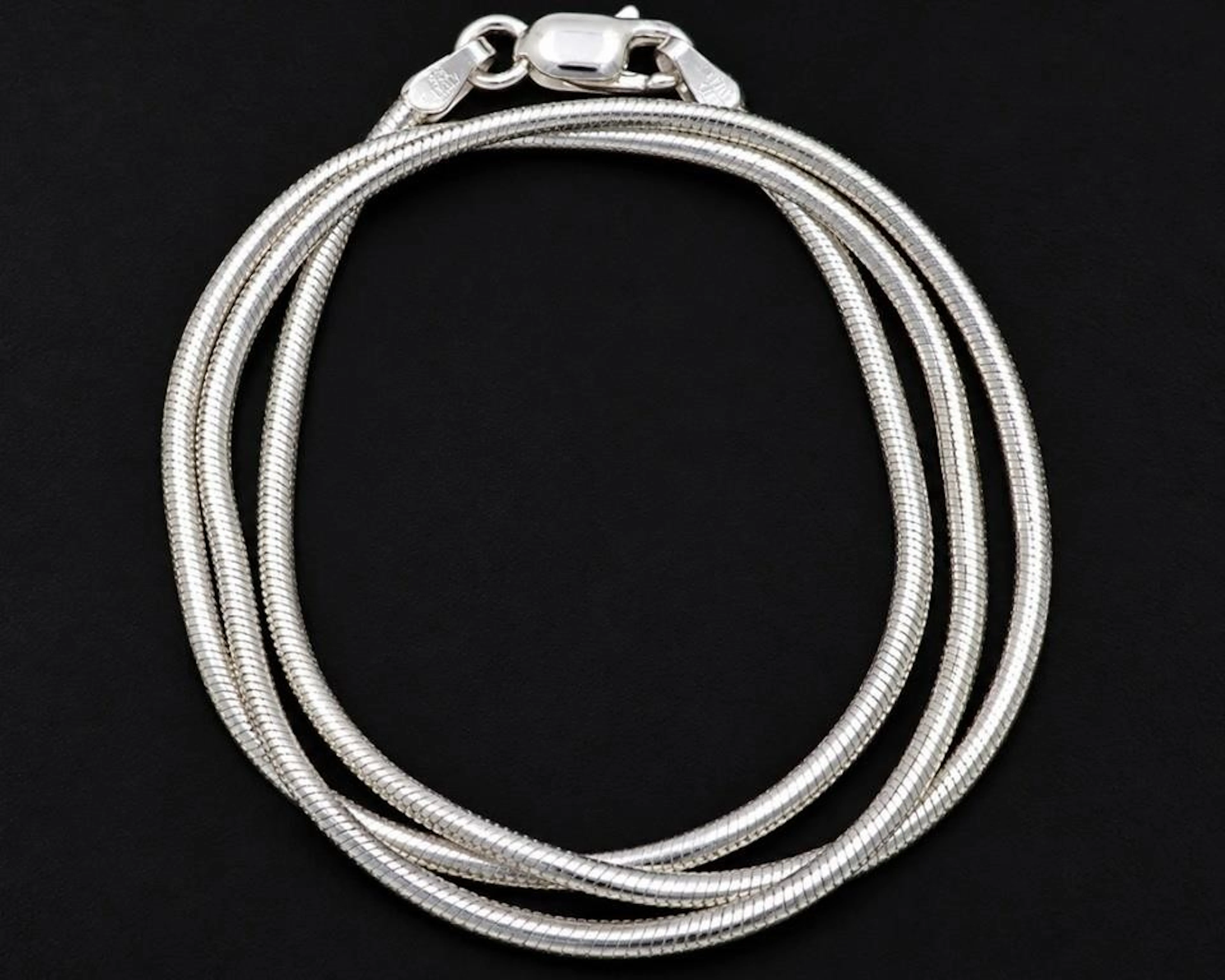 $150, silver(5.04g), chain 16", retail value $150