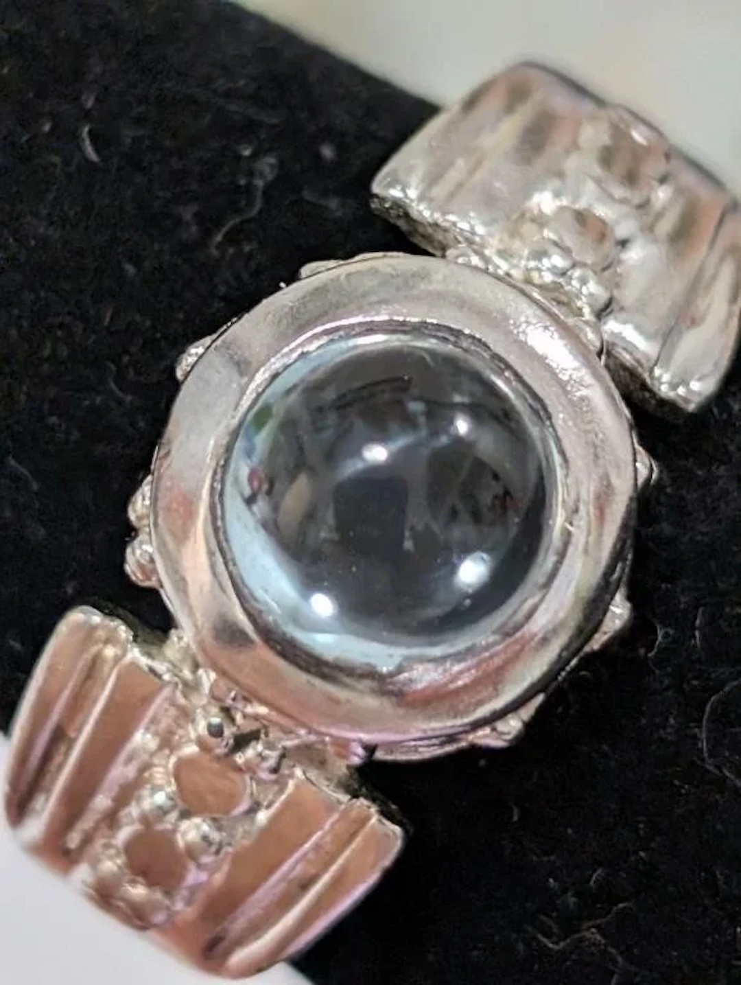 $180, Silver(7.15g), Blue TopazRing, size 8, appra
