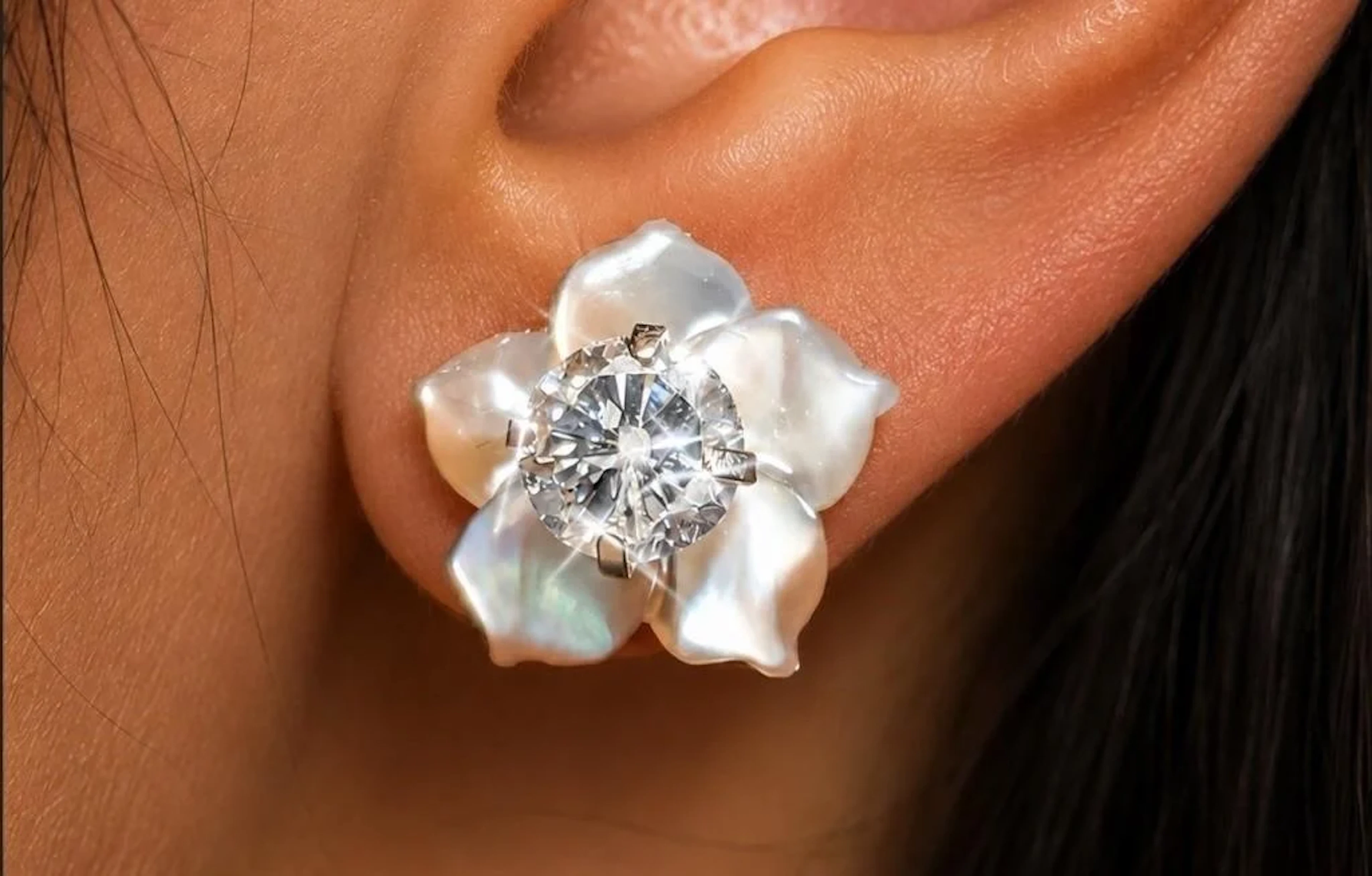 $500, 14k lab diamond (2in1) (0.2ct) earring, reta