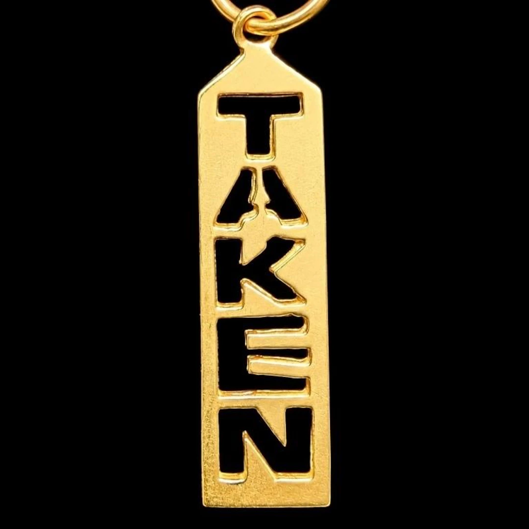 $550, 10k(0.76g), pendant, retail value $550
