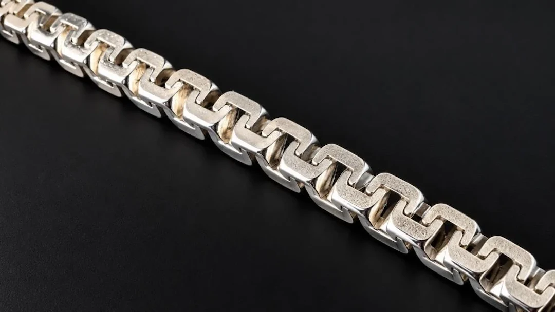 $270, silver(9.2g), bracelet, retail value $270