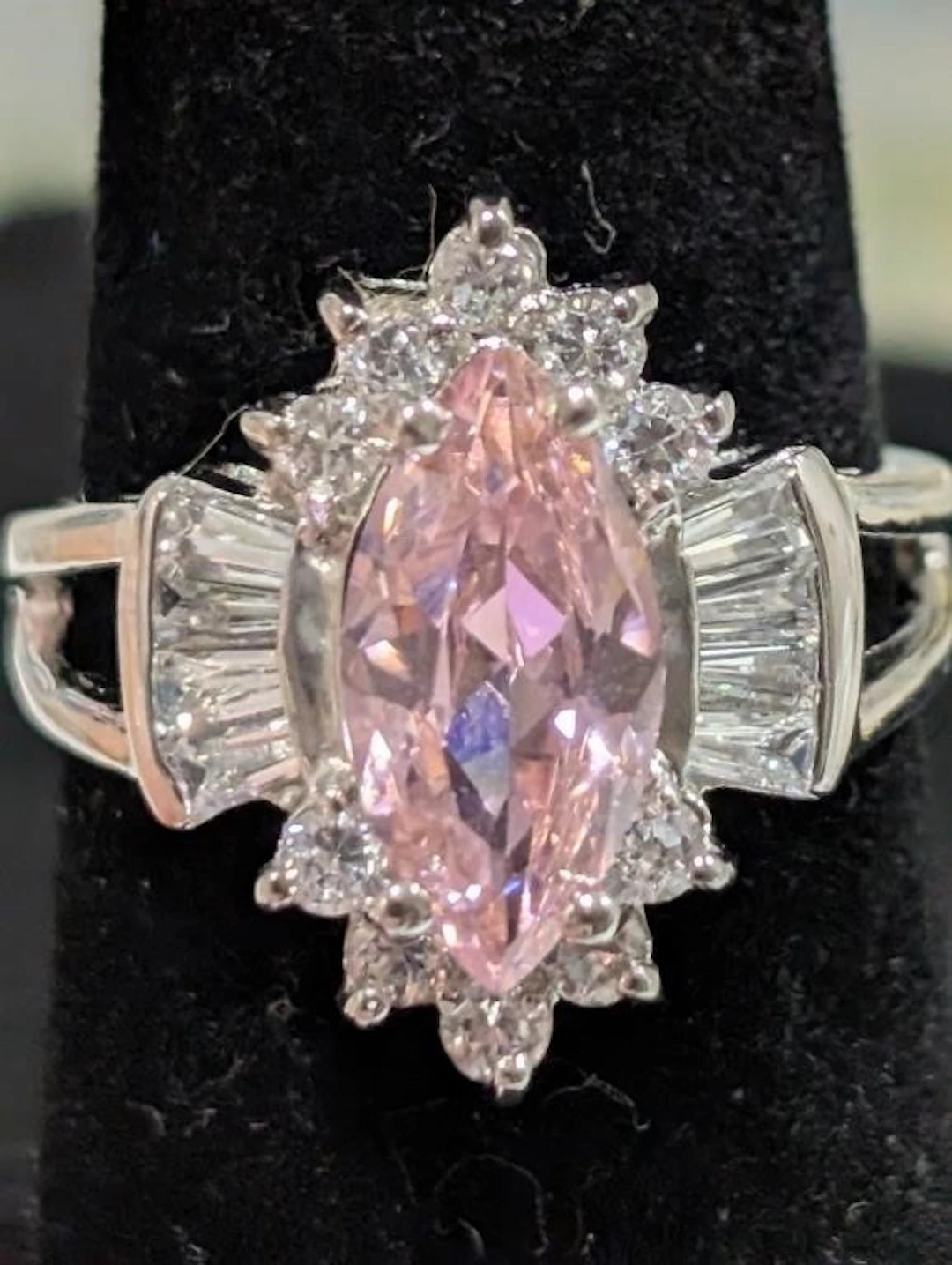 $140, Silver(5.5g), CZRing, size 6, appraised/reta