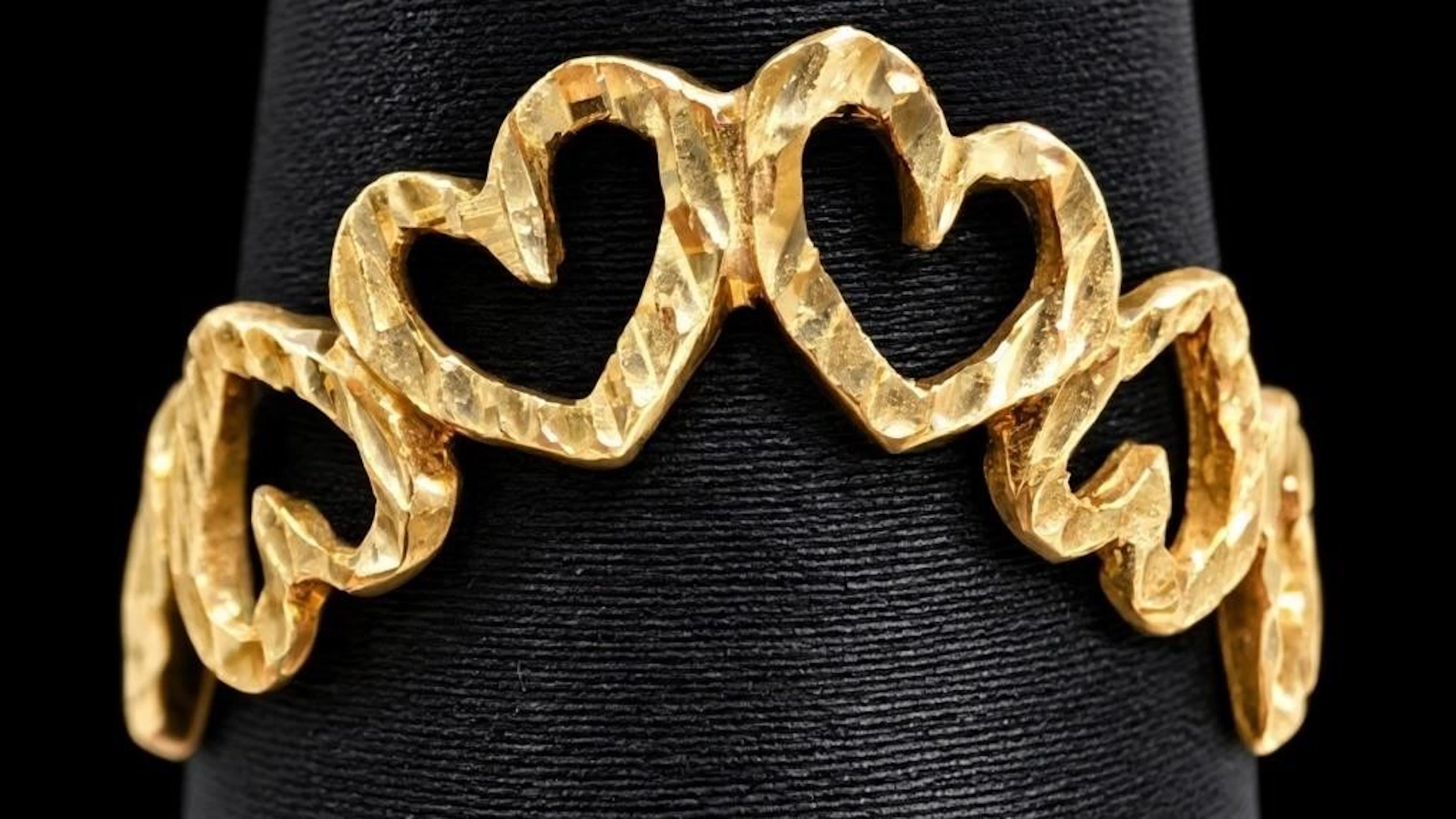 $1400, 10k(1.7g), ring, size 7.5, retail value $14