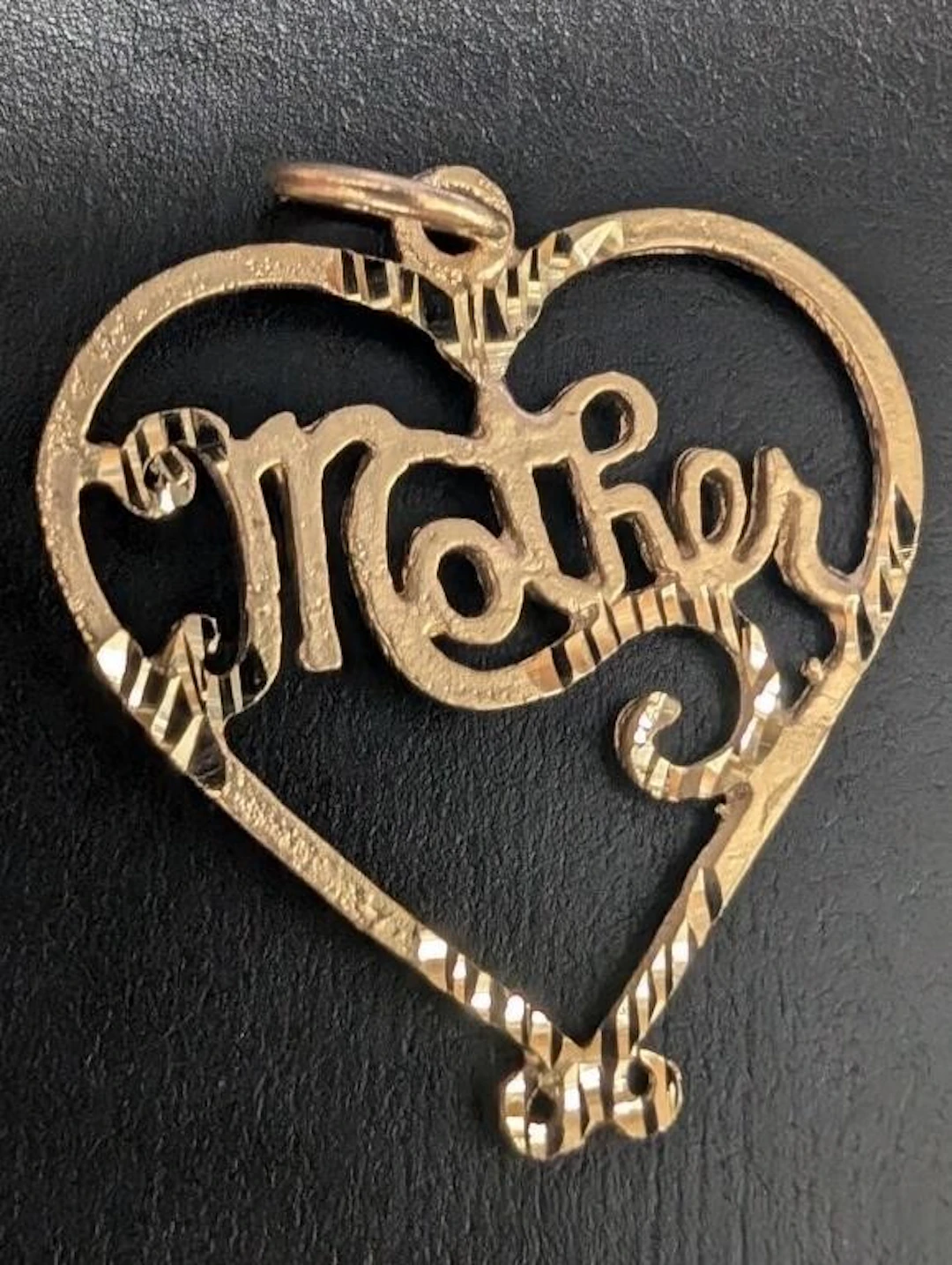 $510, 10K(1.19g), HEARTPENDANT, retail value $510