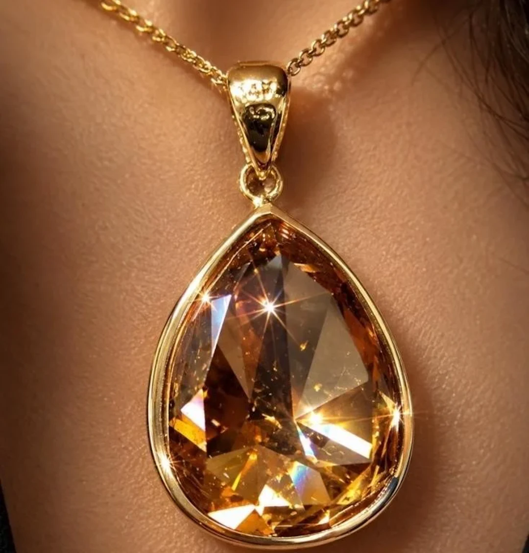 $9000, 14k(1.86g), color lab diamond (7.2ct) pend