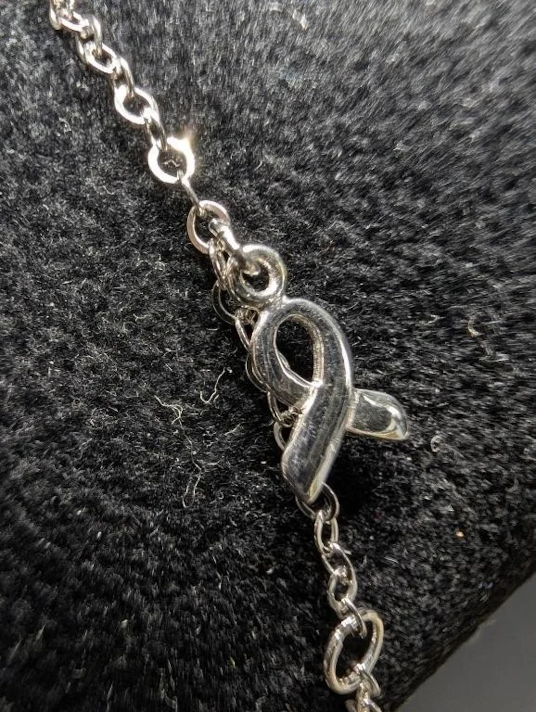 $40, SILVER(1.3g), BRACELET 6", retail value $40