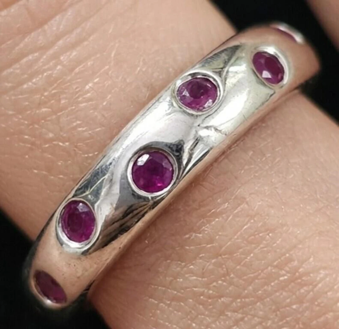 Silver 2.75g Ruby 0.35ct Ring