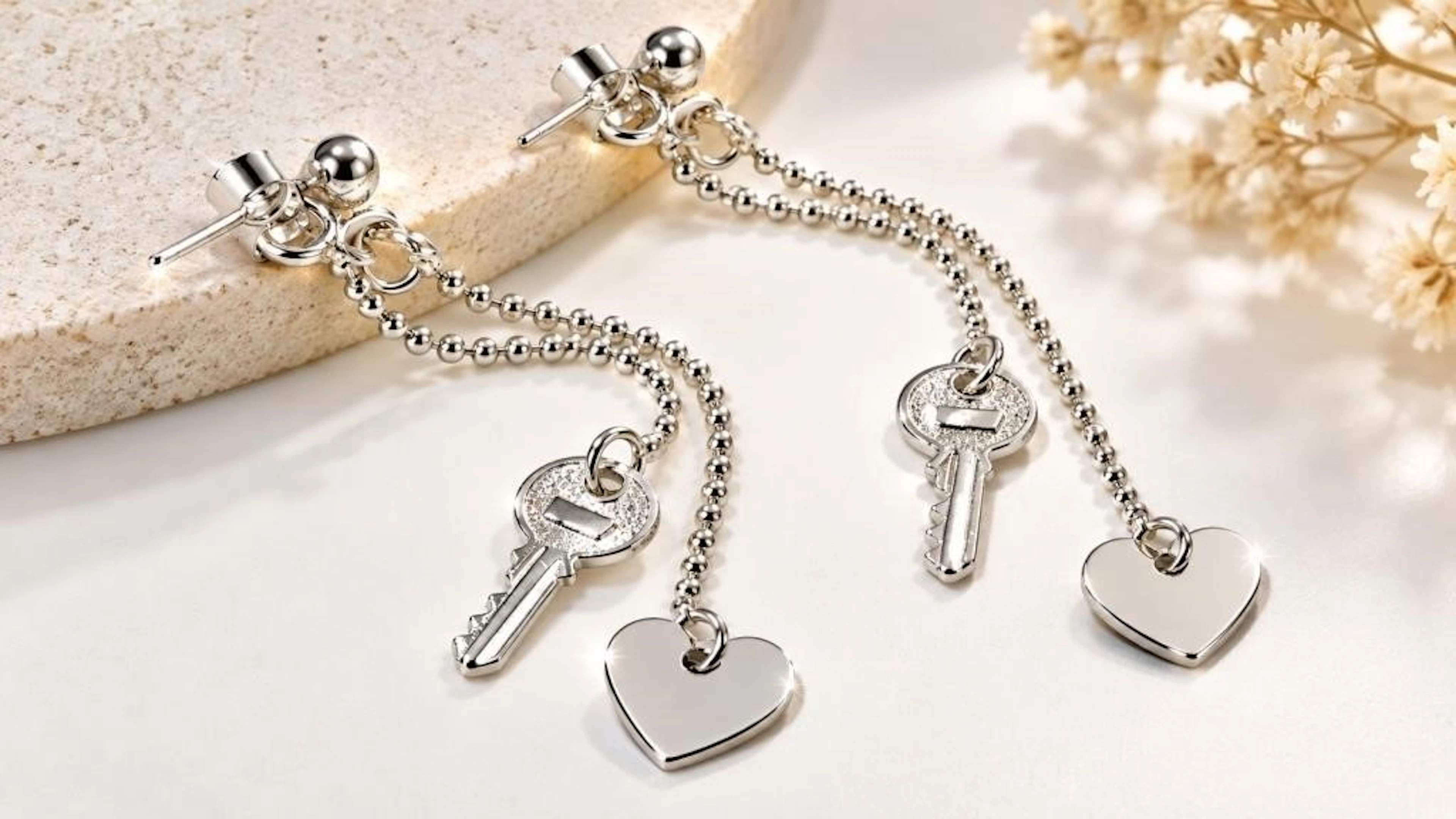 $55, Silver(2.63g), Earring, appraised/retail valu