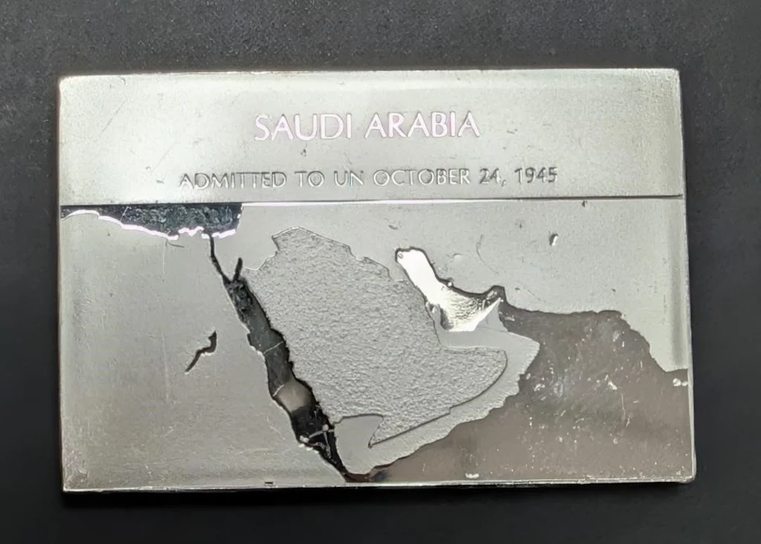 ., silver(30g), map of country&flag berries (rando