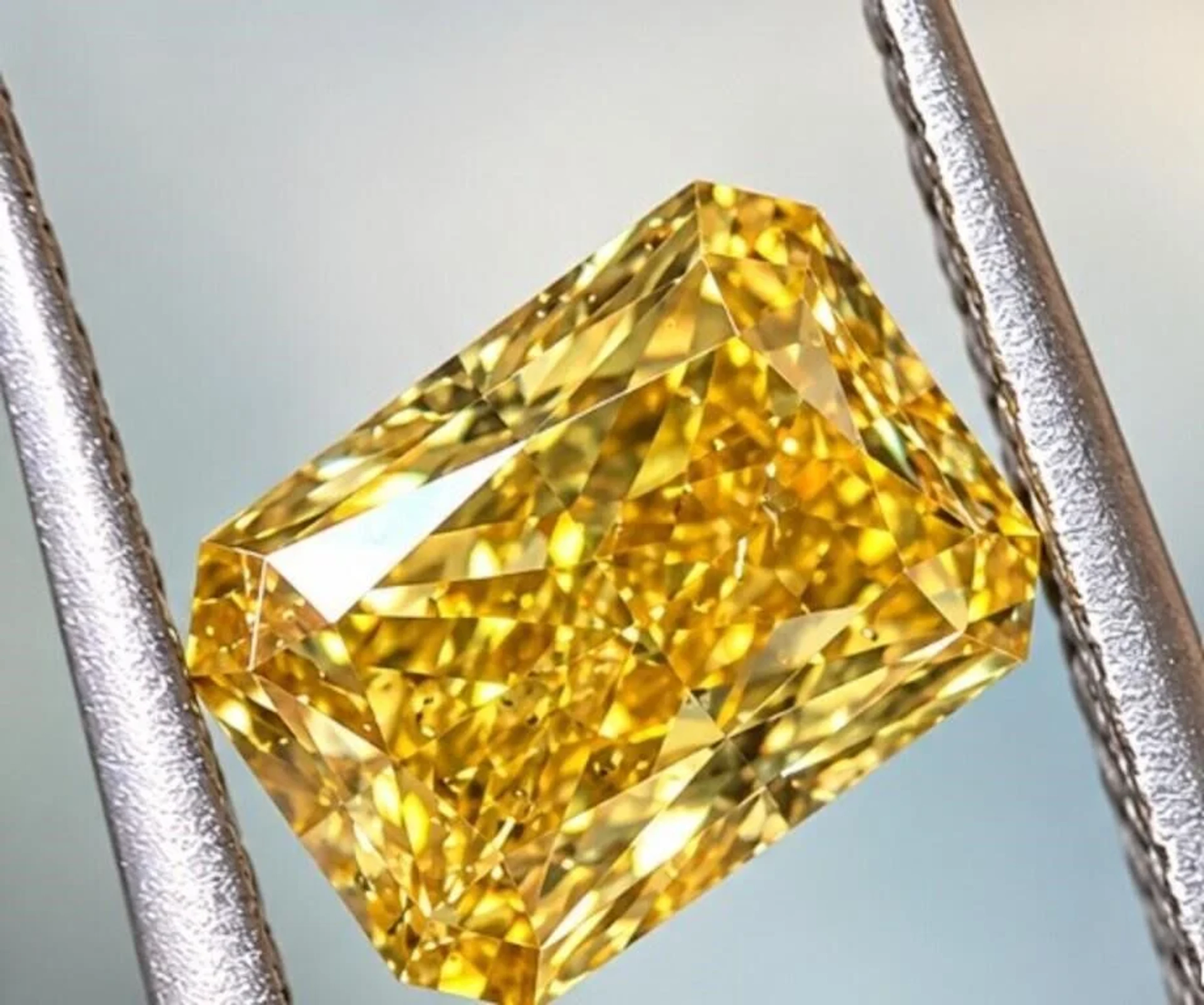 GIA Certified, natural diamond 0.98ct.CUT-C
