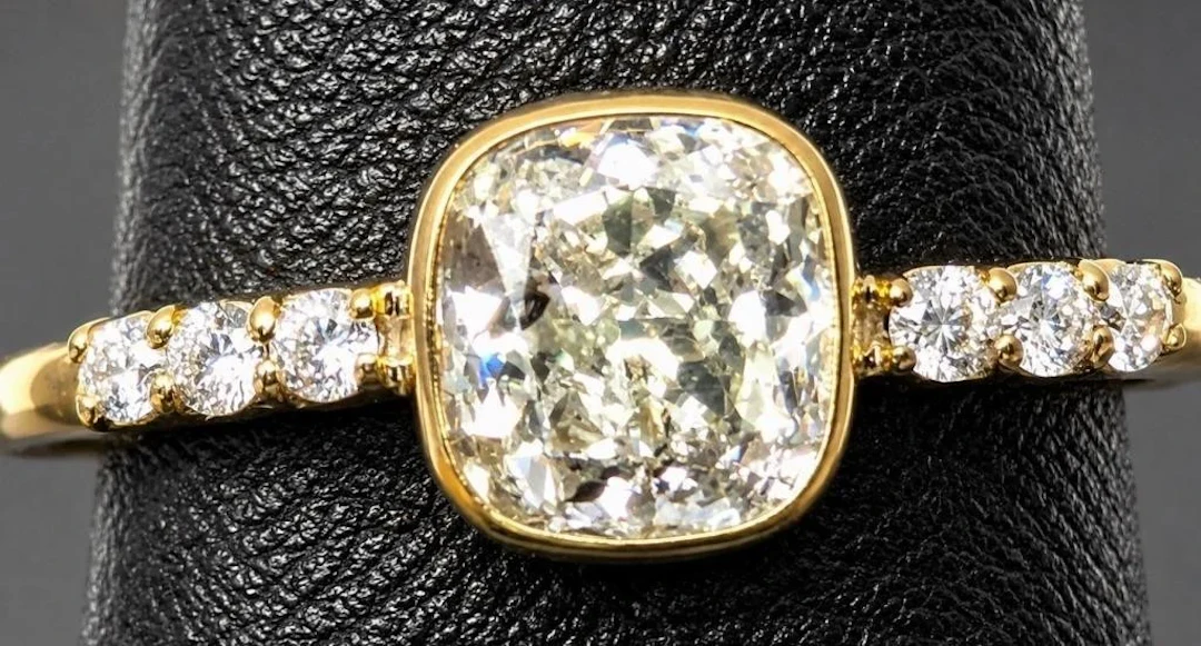 $3300, 10k(1.44g), natural diamond (1.15+0.06ct)r