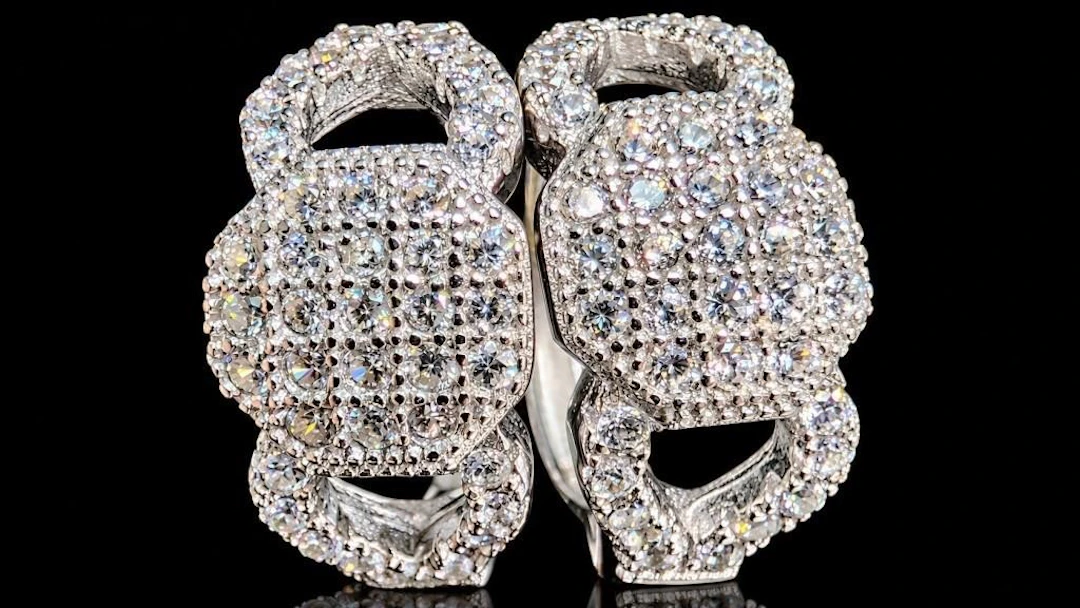 $130, silver(4.3g), CZearring, retail value $130