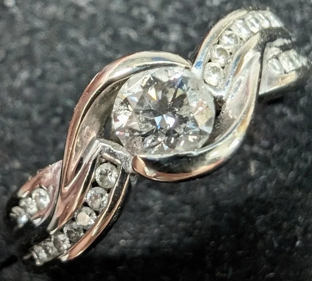 $3950, 14k(4.16g), diamond (0.45ct)ring, size 7, a