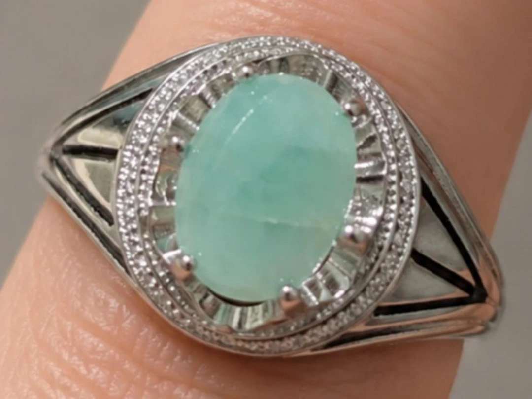$220, Silver(7.1g), Emerald&czRing, size 11, appra