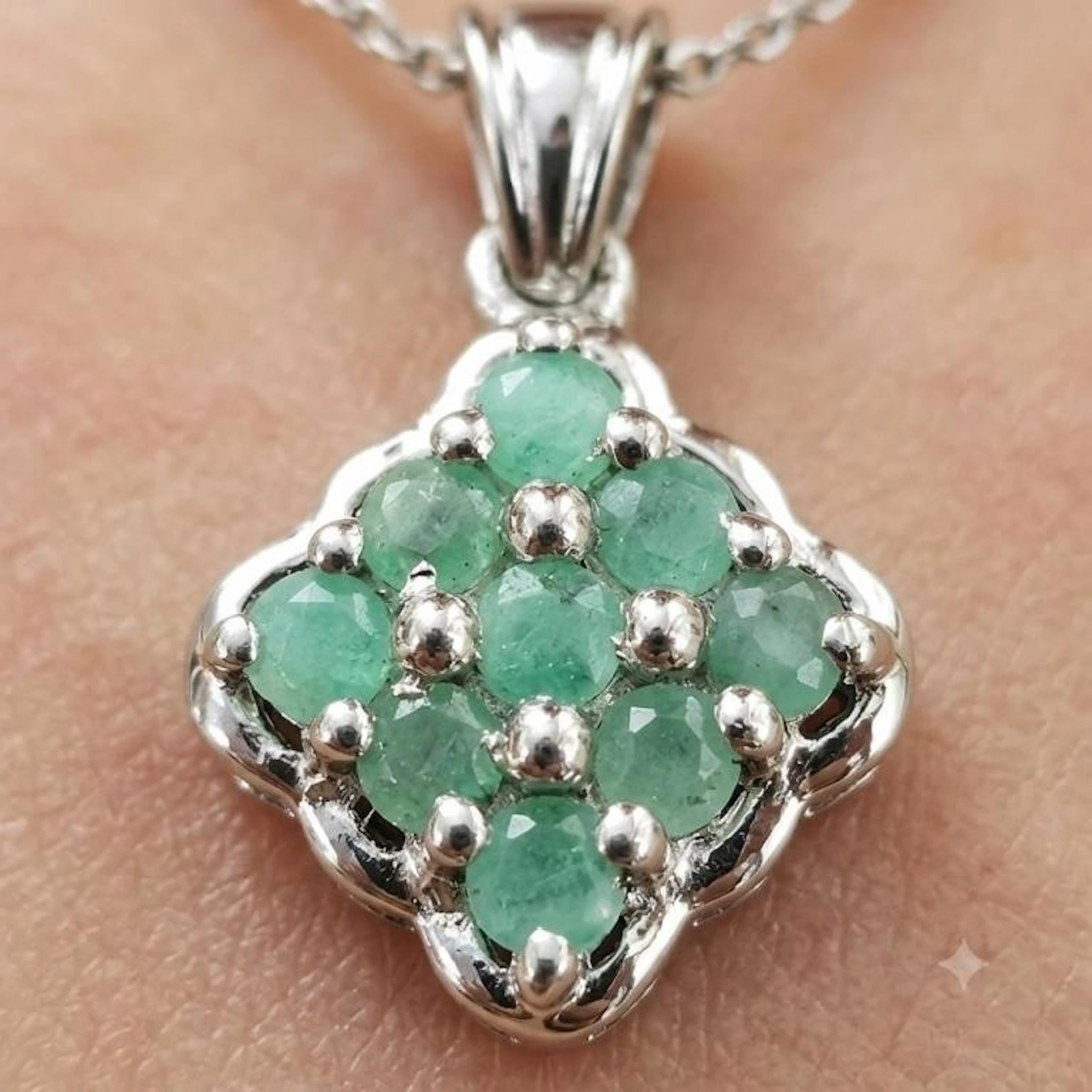 Silver 2.1g Emerald 0.25ct Pendant