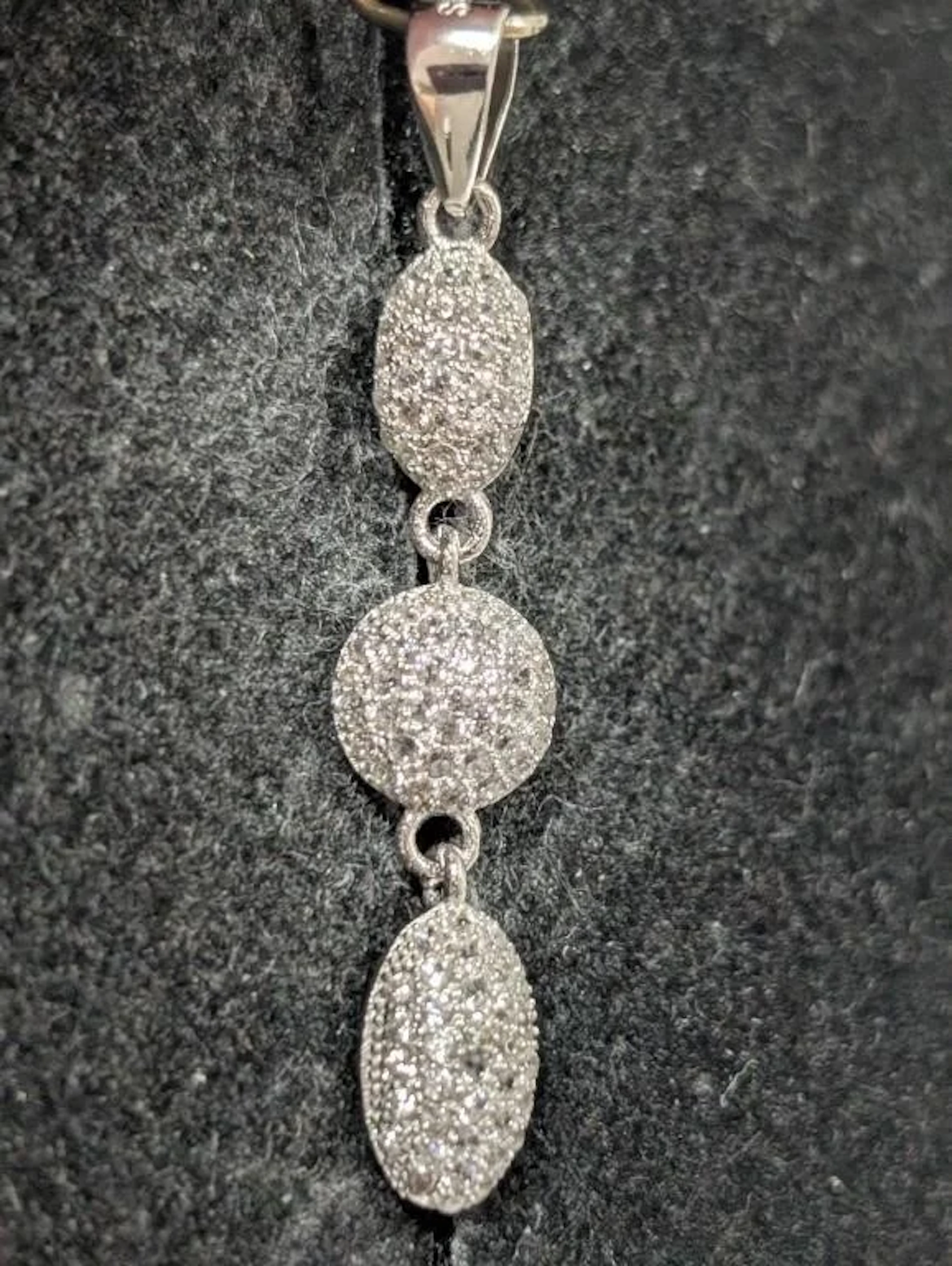 $40, SilverczPendant, appraised/retail value $40